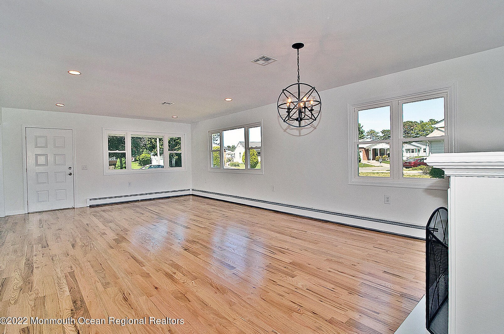 11 Lismore Dr, Toms River NJ  08757-5947 exterior
