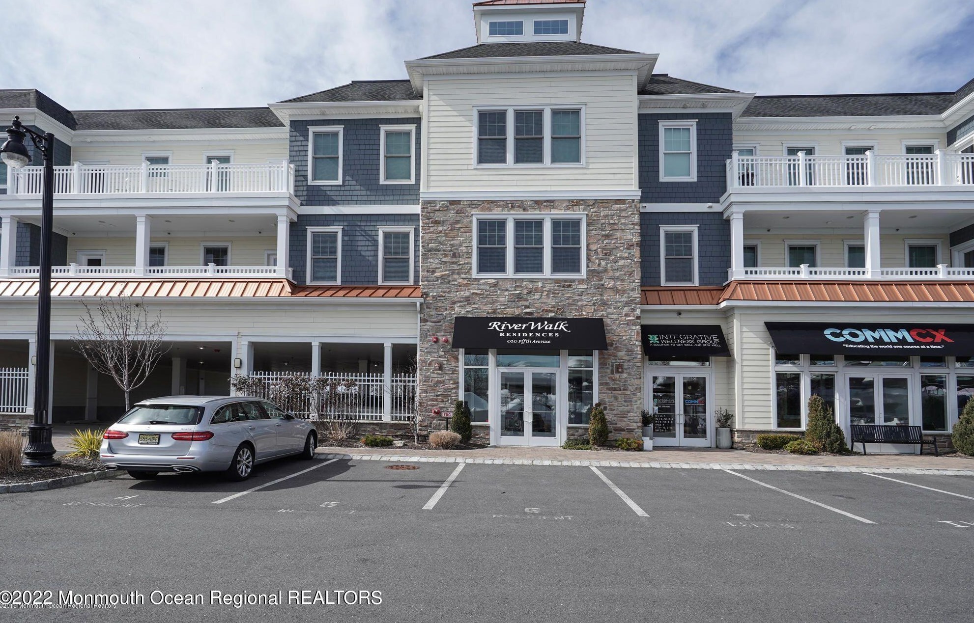 616 Fifth Ave #302, Belmar, NJ 07719