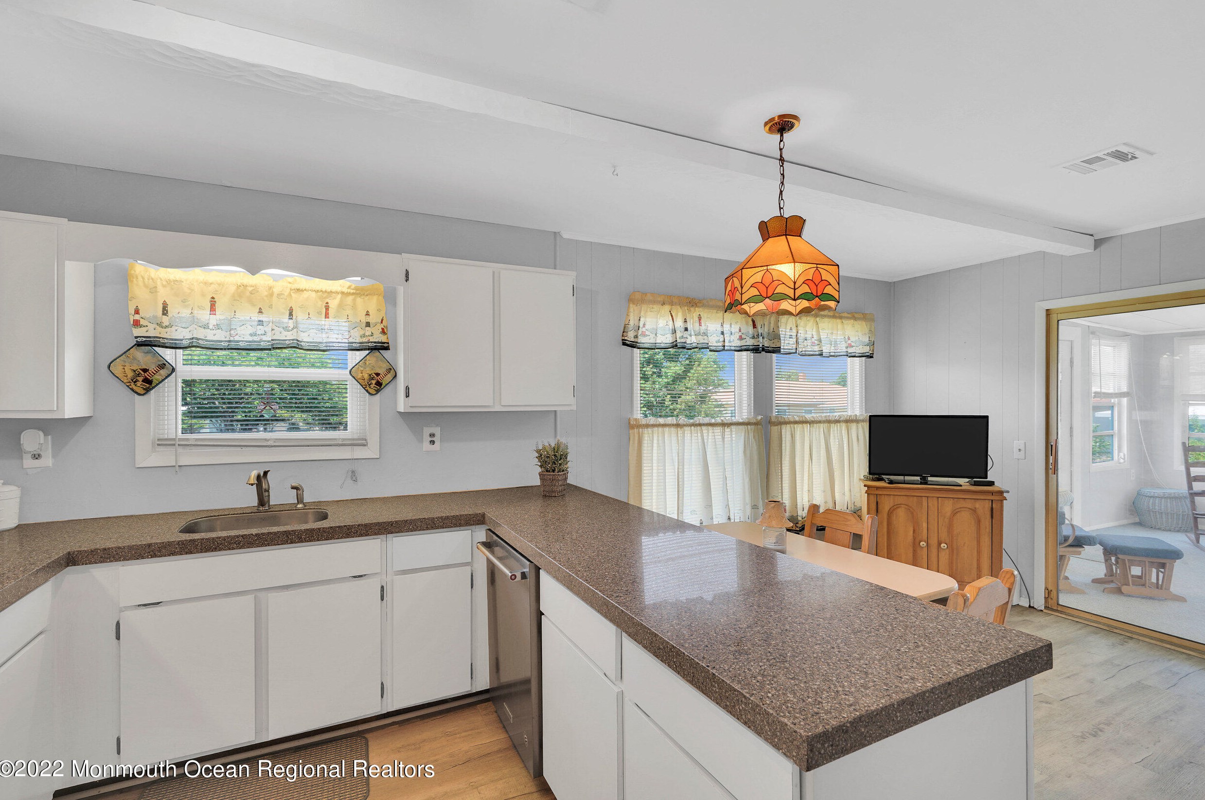 13 Miramar Ct, Toms River NJ  08757-3835 exterior