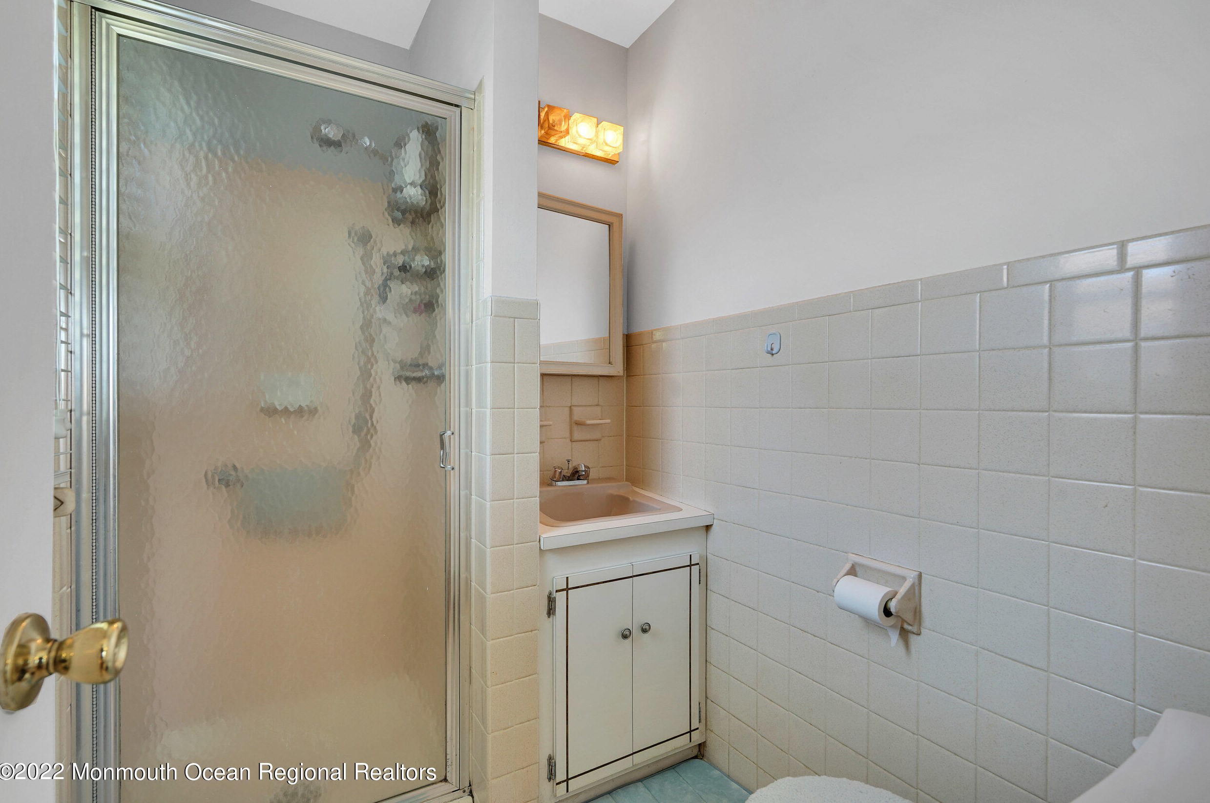 13 Miramar Ct, Toms River NJ  08757-3835 exterior