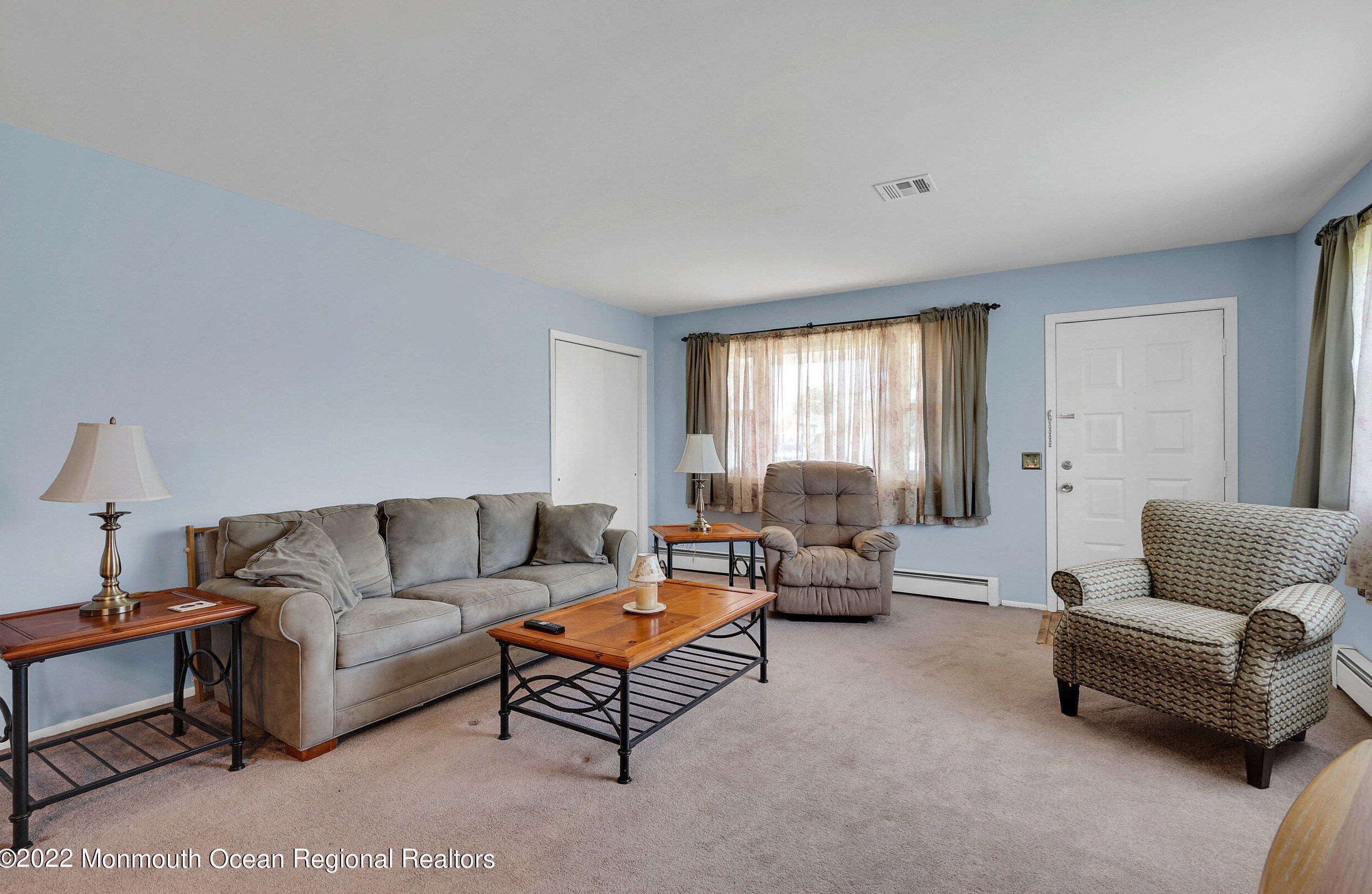 13 Miramar Ct, Toms River NJ  08757-3835 exterior