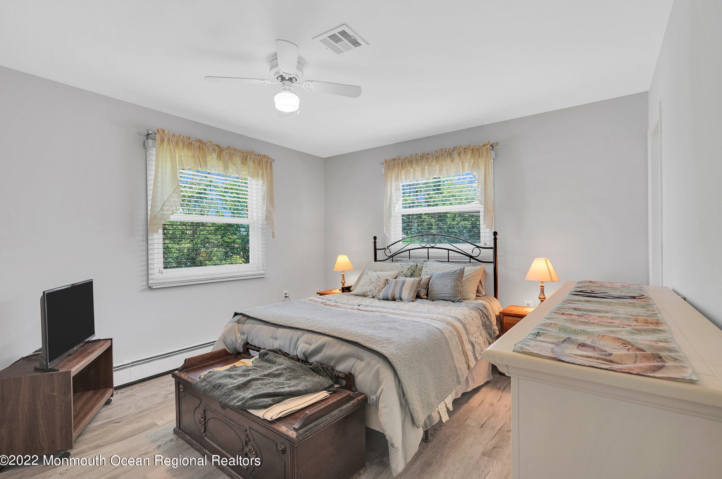 13 Miramar Ct, Toms River NJ  08757-3835 exterior