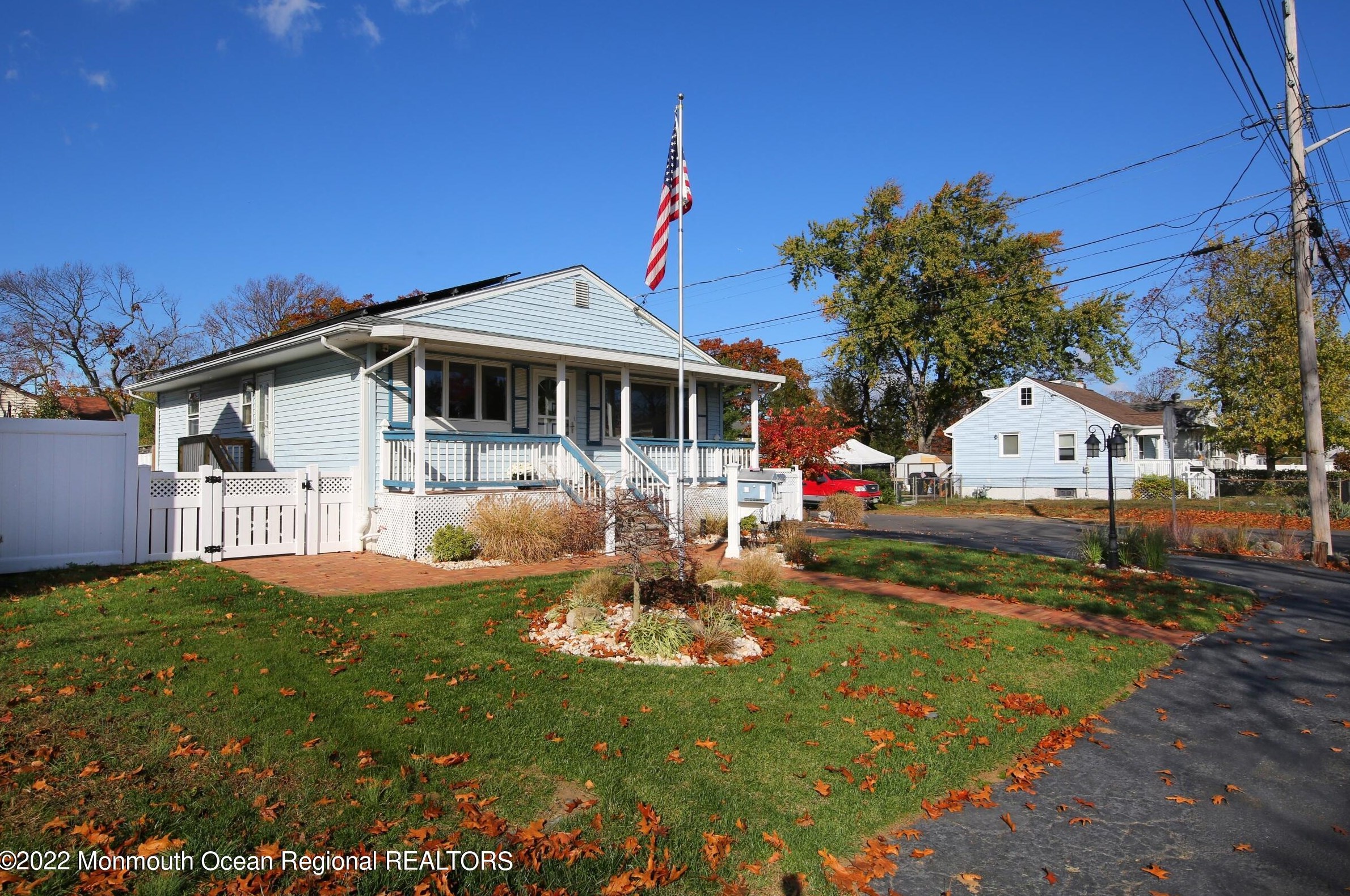 117 Hudson Ave, Ideal Beach, NJ 07734-3265
