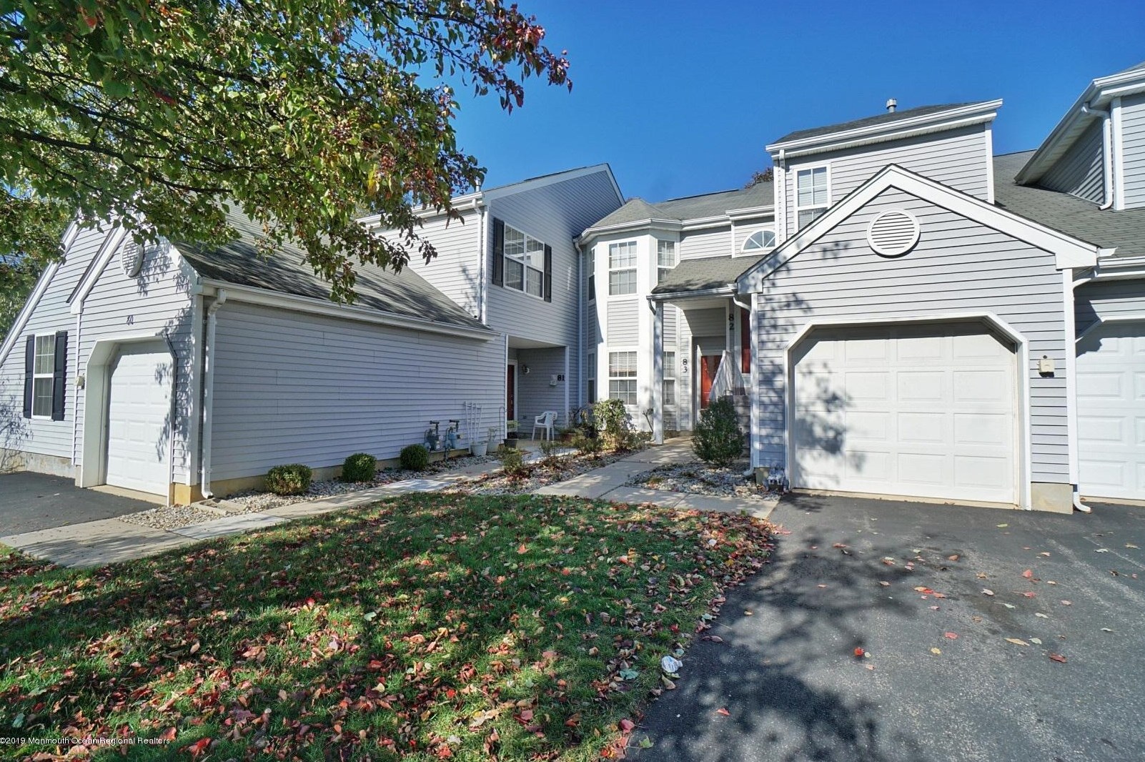 81 Pagoda Ln, East Freehold, NJ 07728