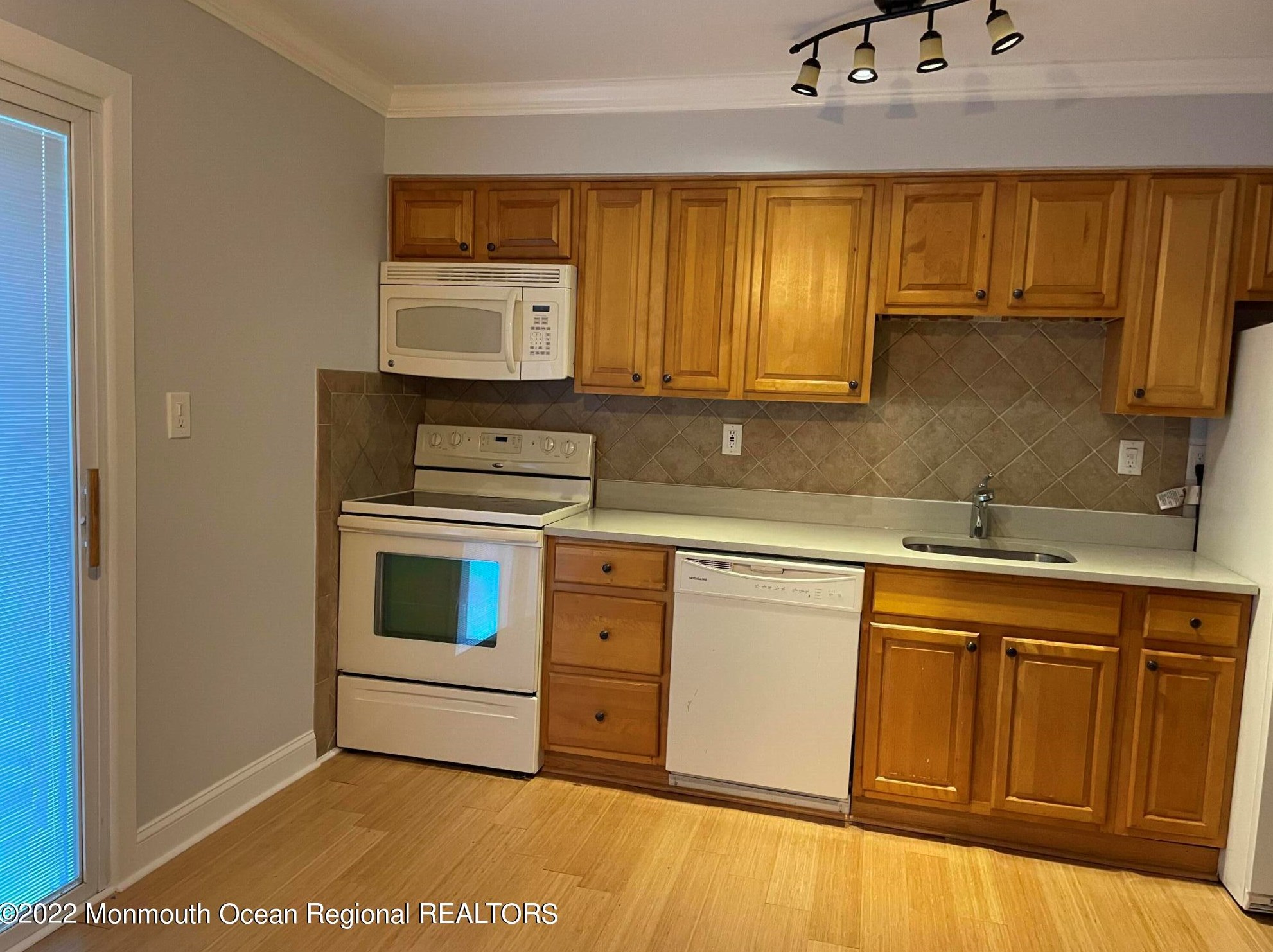 96 East Ave #49, Atlantic Highlands, NJ 07716