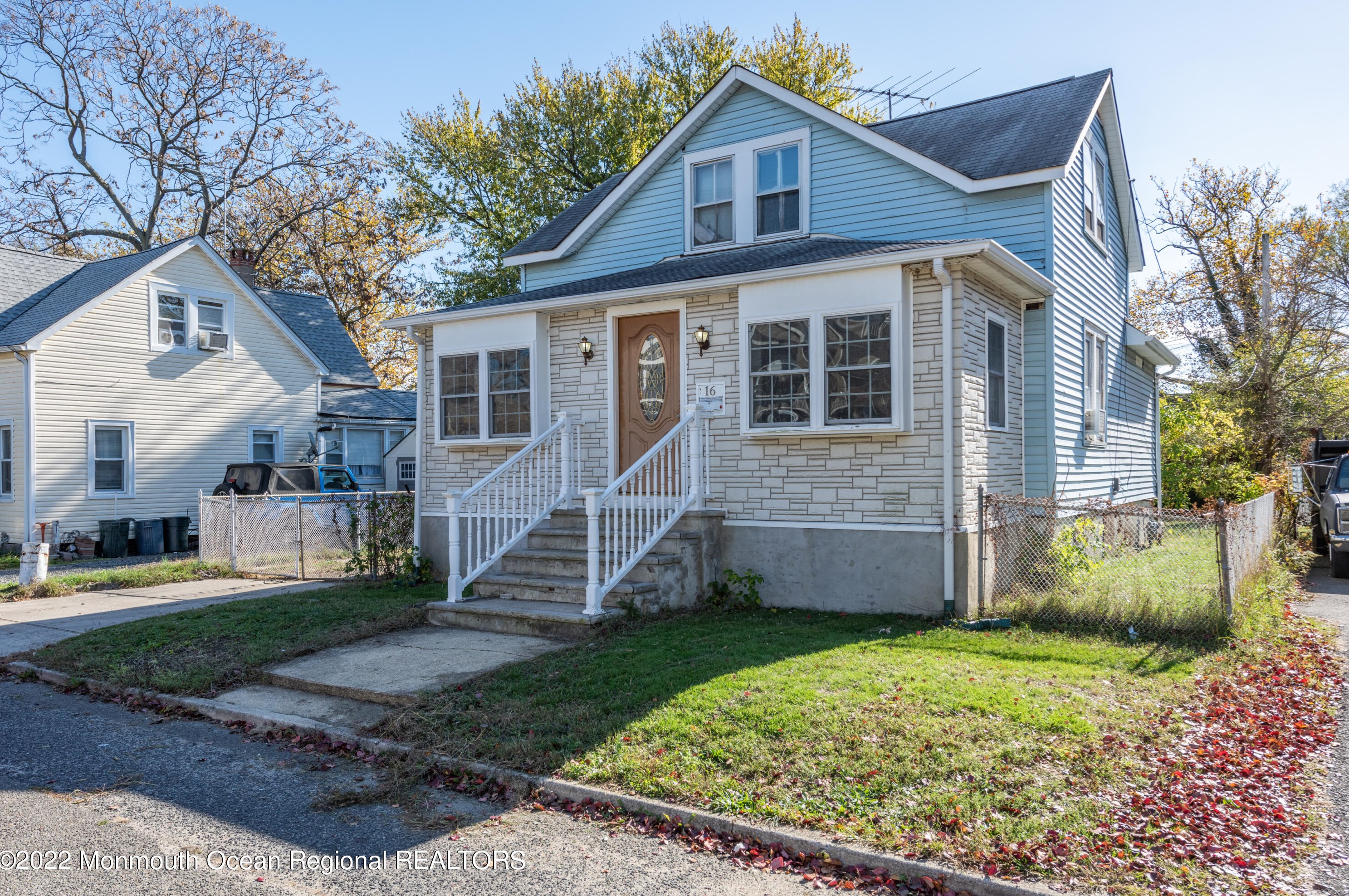 16 Commodore Ave, Ideal Beach, NJ 07734-1405
