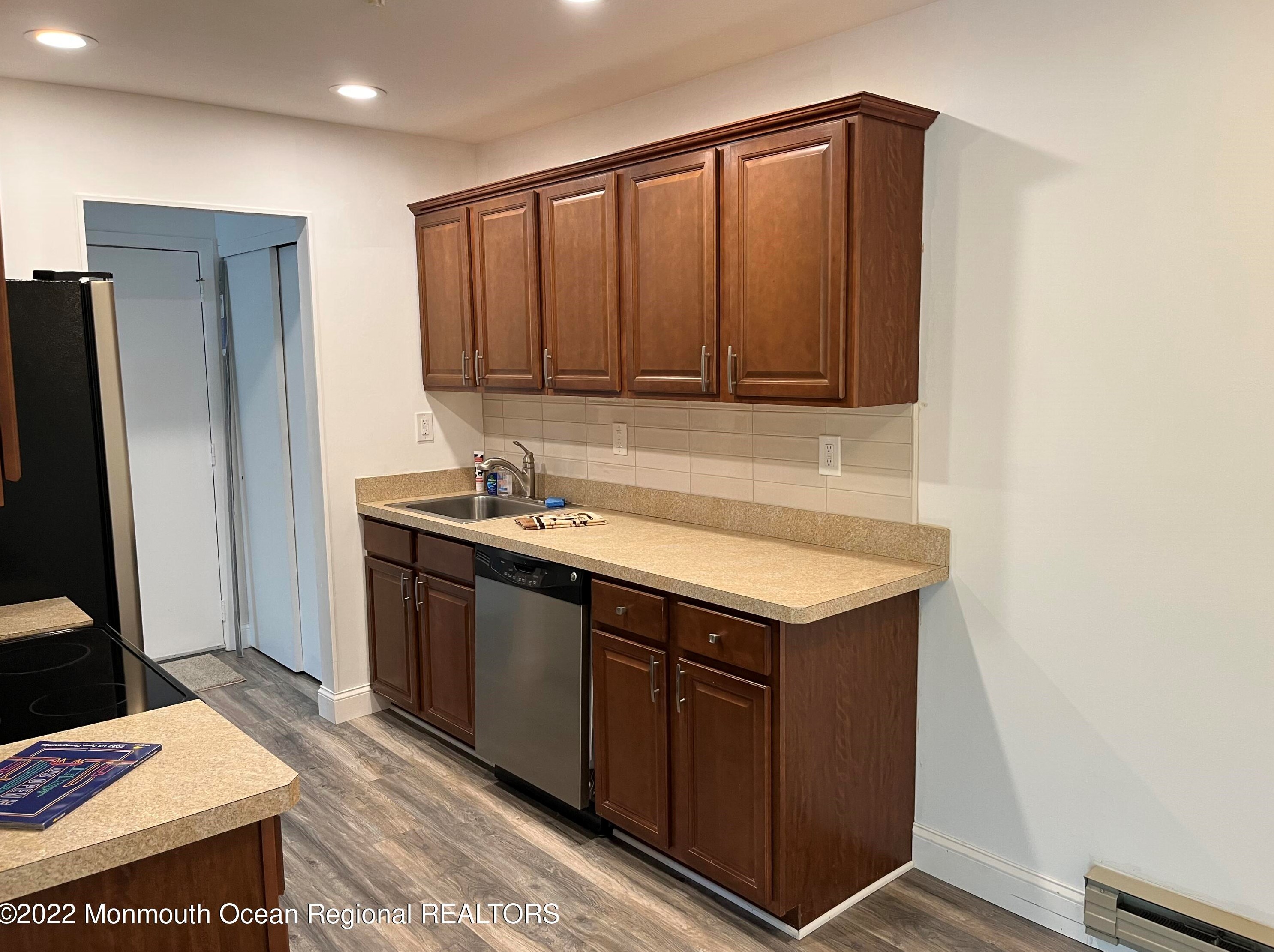 53 Amberly Dr #k, Millstone Township, NJ