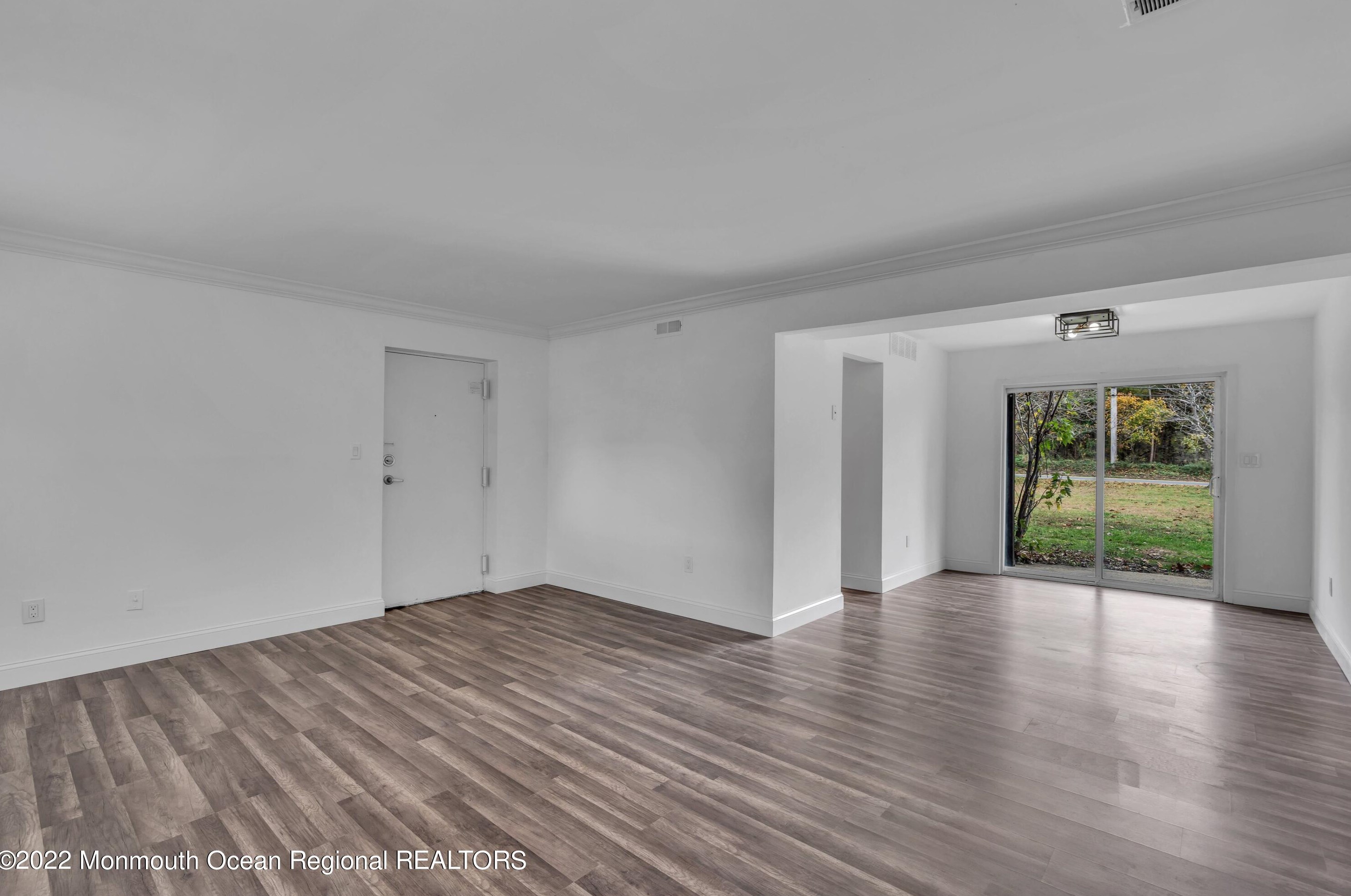 353 Sawmill Rd #37, Bricktown, NJ 08724