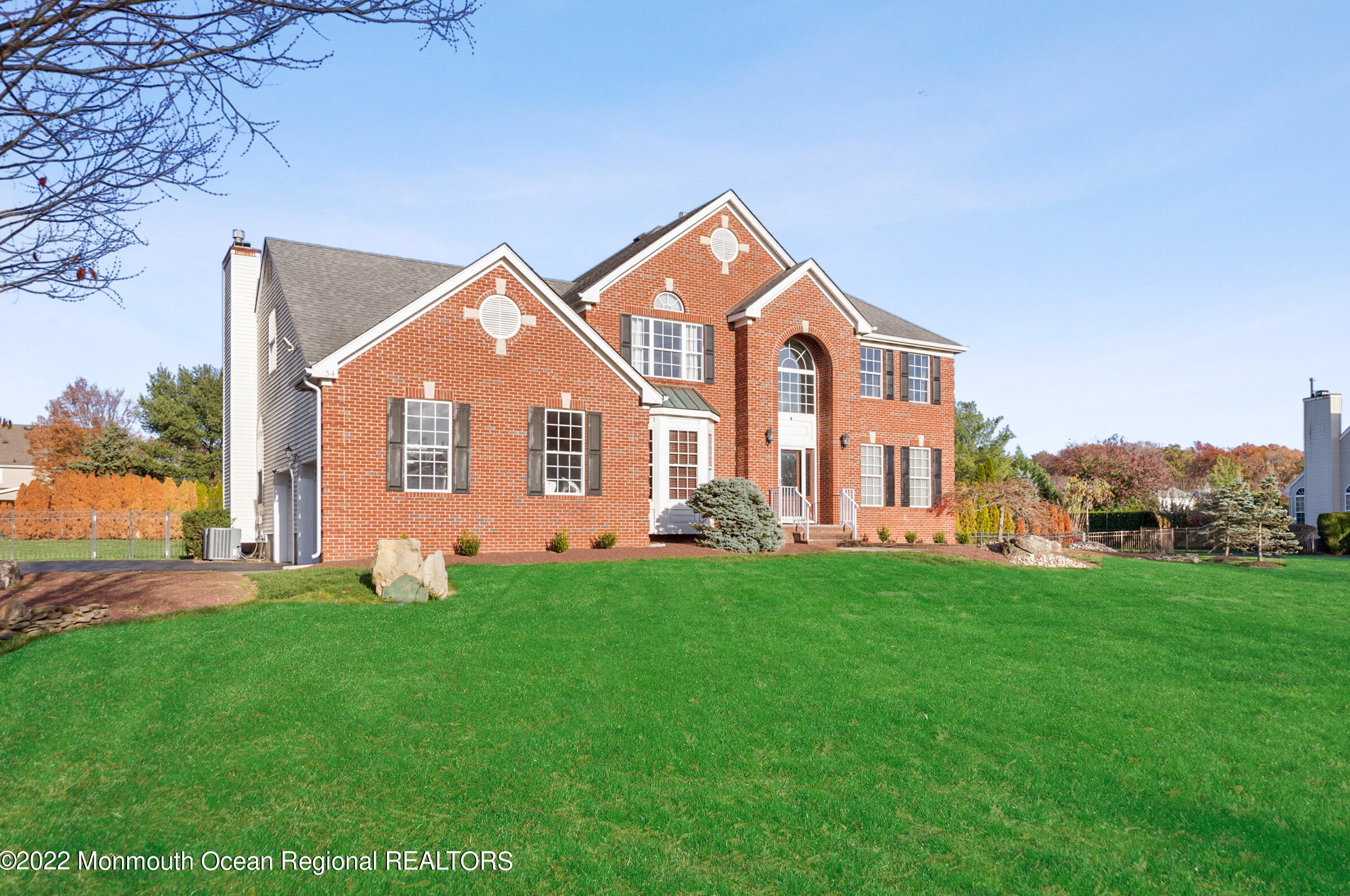 34 Scarlet Dr, East Freehold, NJ 07728