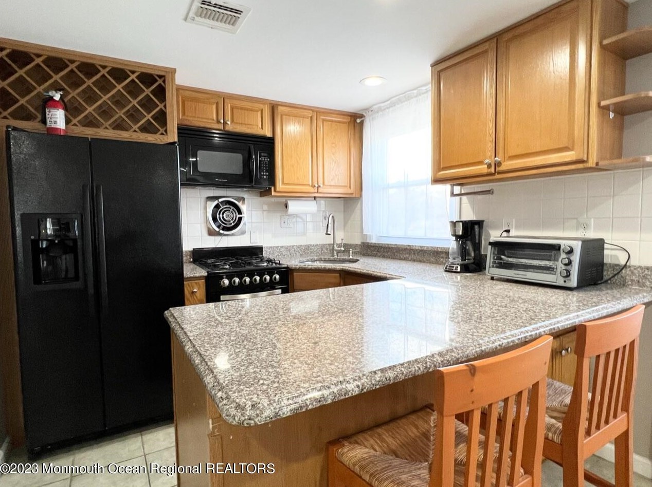 112 Kerr Ave, Lavallette, NJ 08735
