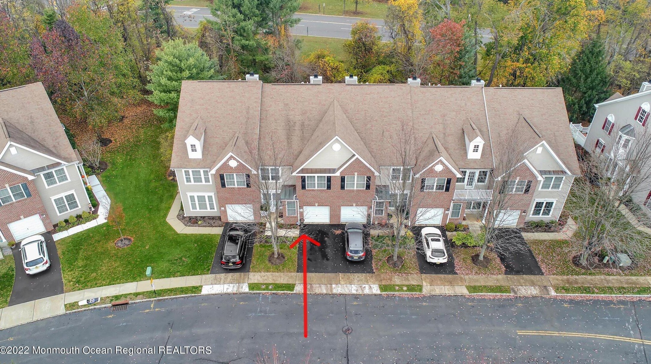 31 Ironwood Ct, Middletown, NJ 07748