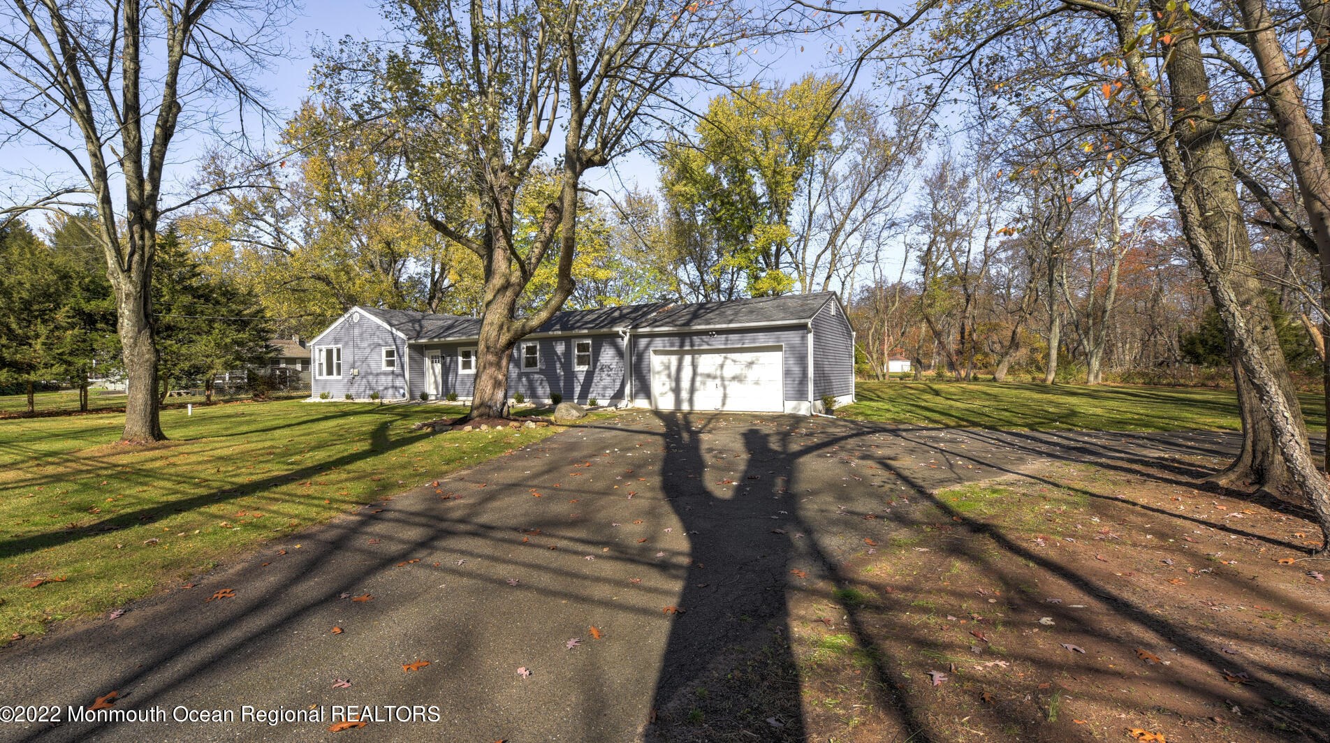 204 Paint Island Spring Rd, Millstone Township NJ  08510-7955 exterior