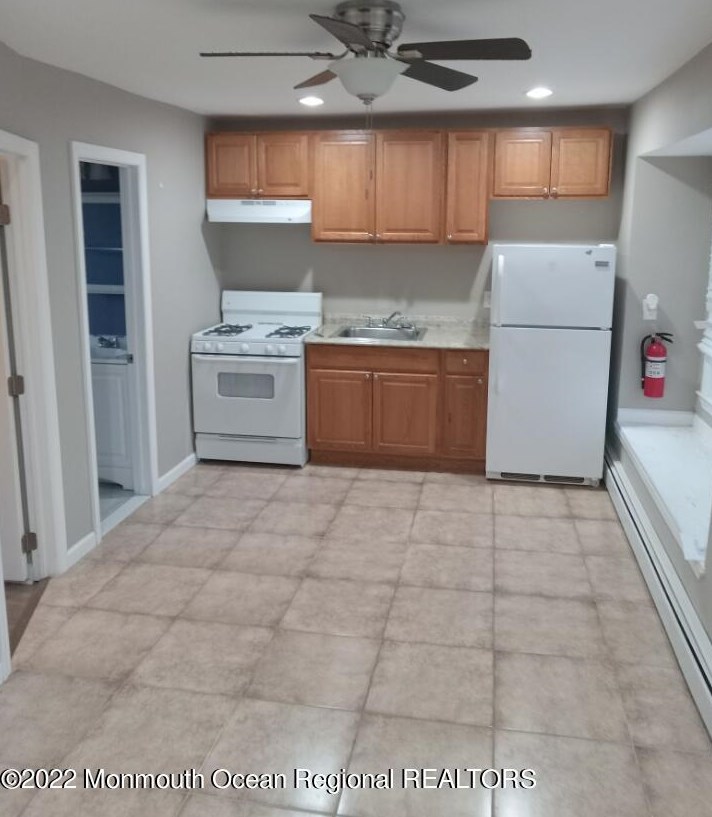 328 Hamilton Ave Apt 5, Pelican Island, NJ 08751