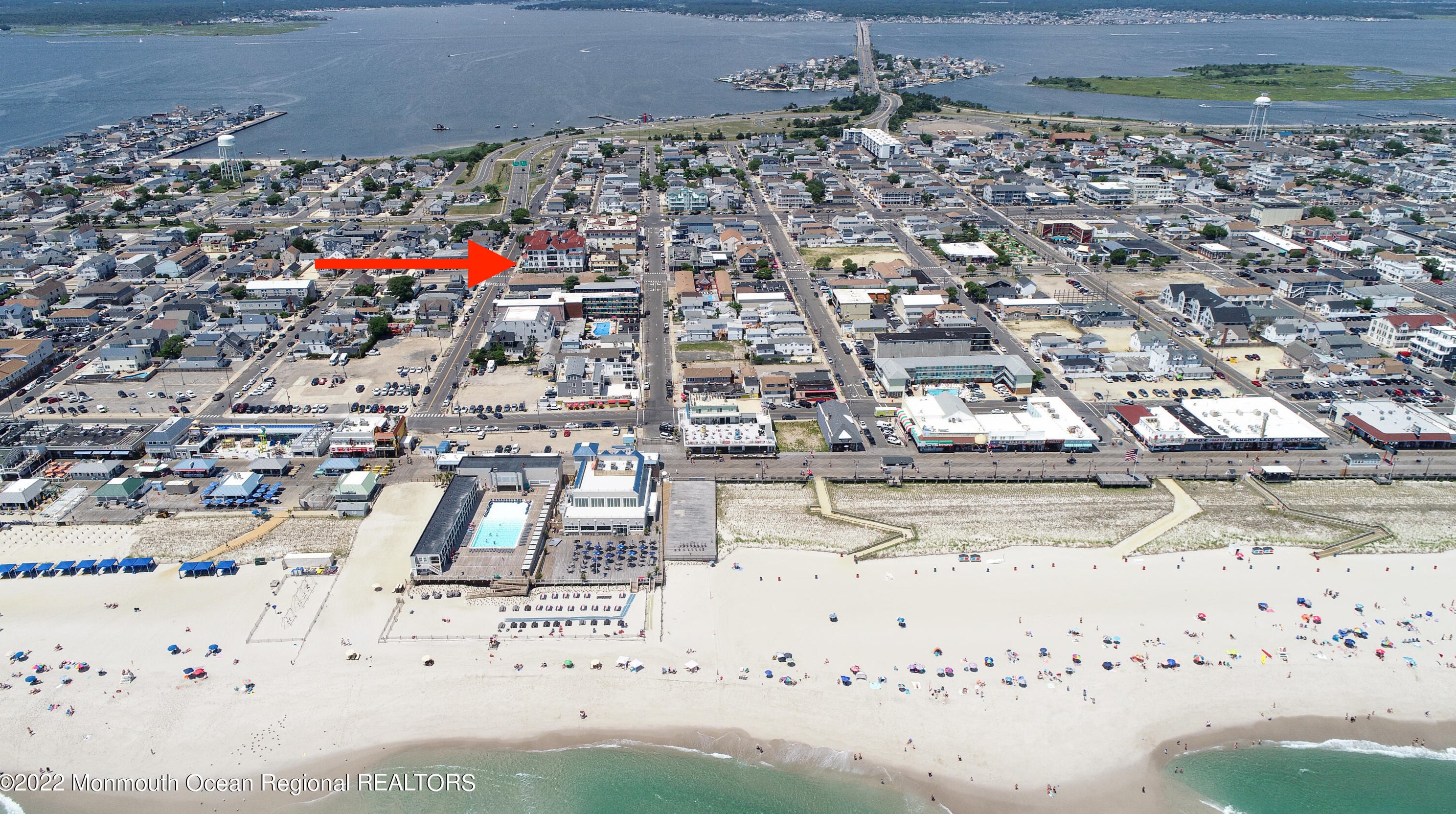 1 Boulevard #b, Pelican Island, NJ 08751