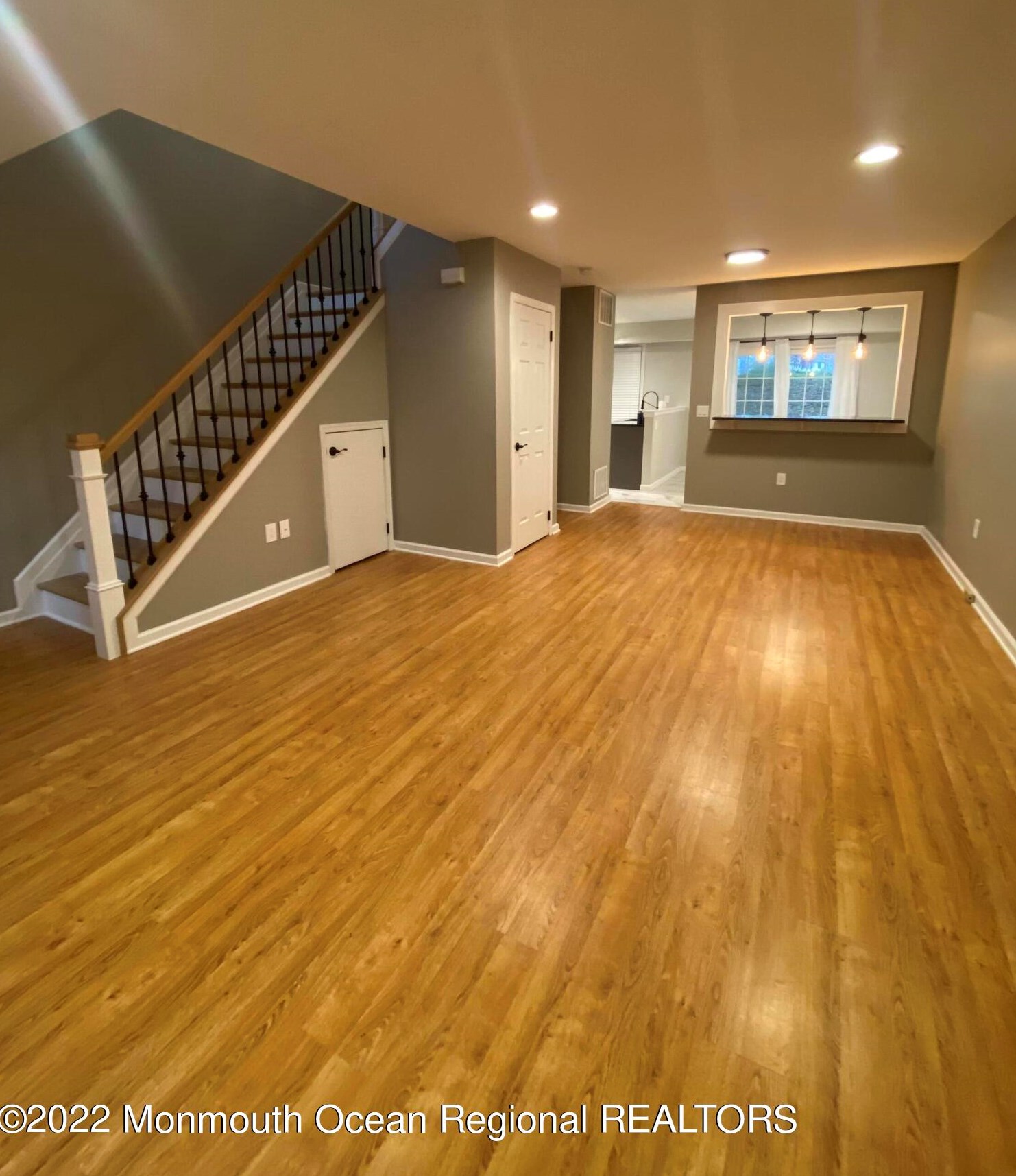 11 Duncan Way, East Freehold NJ  07728-4349 exterior