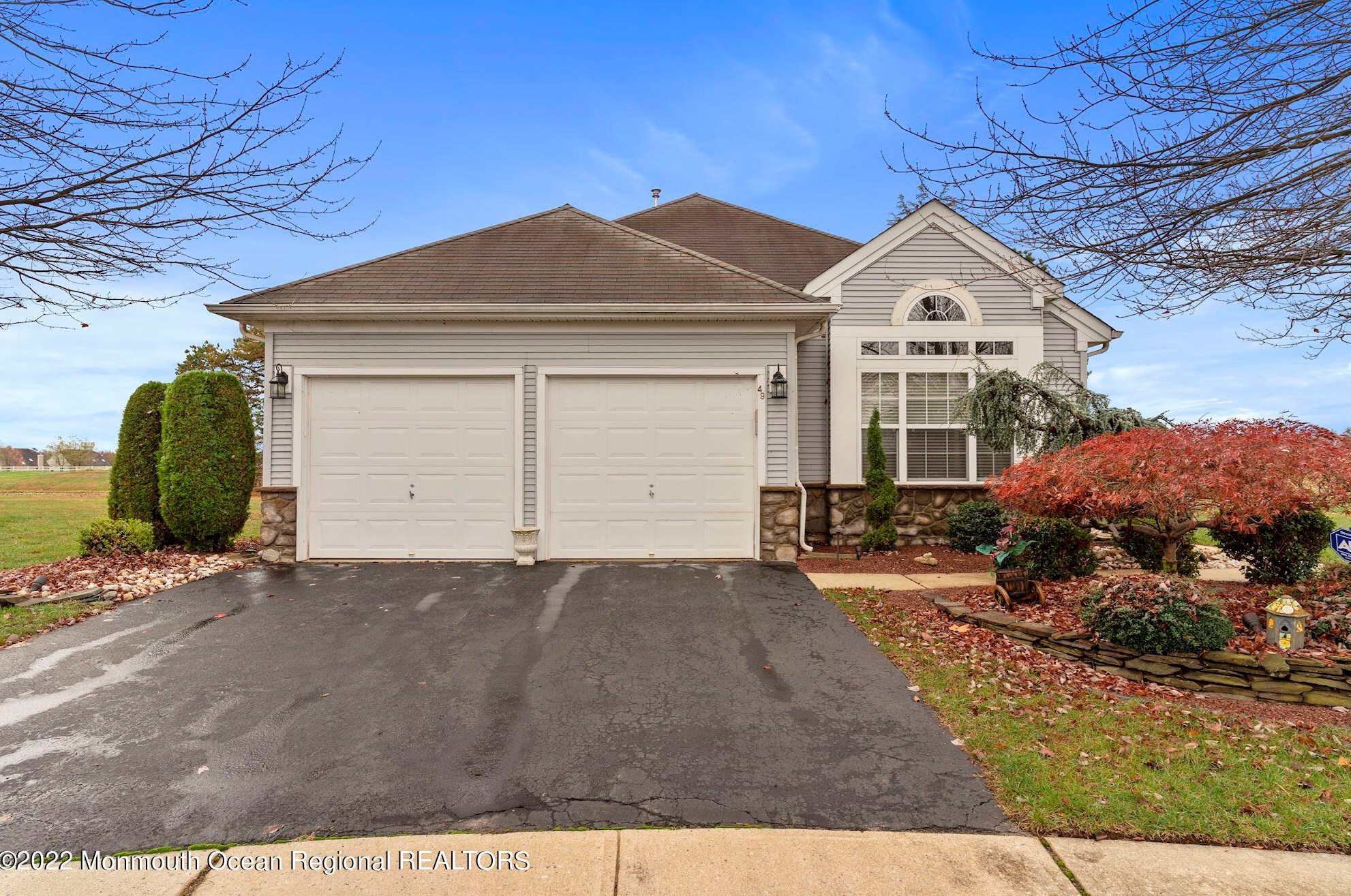 49 Provence Dr, Lakehurst, NJ 08759