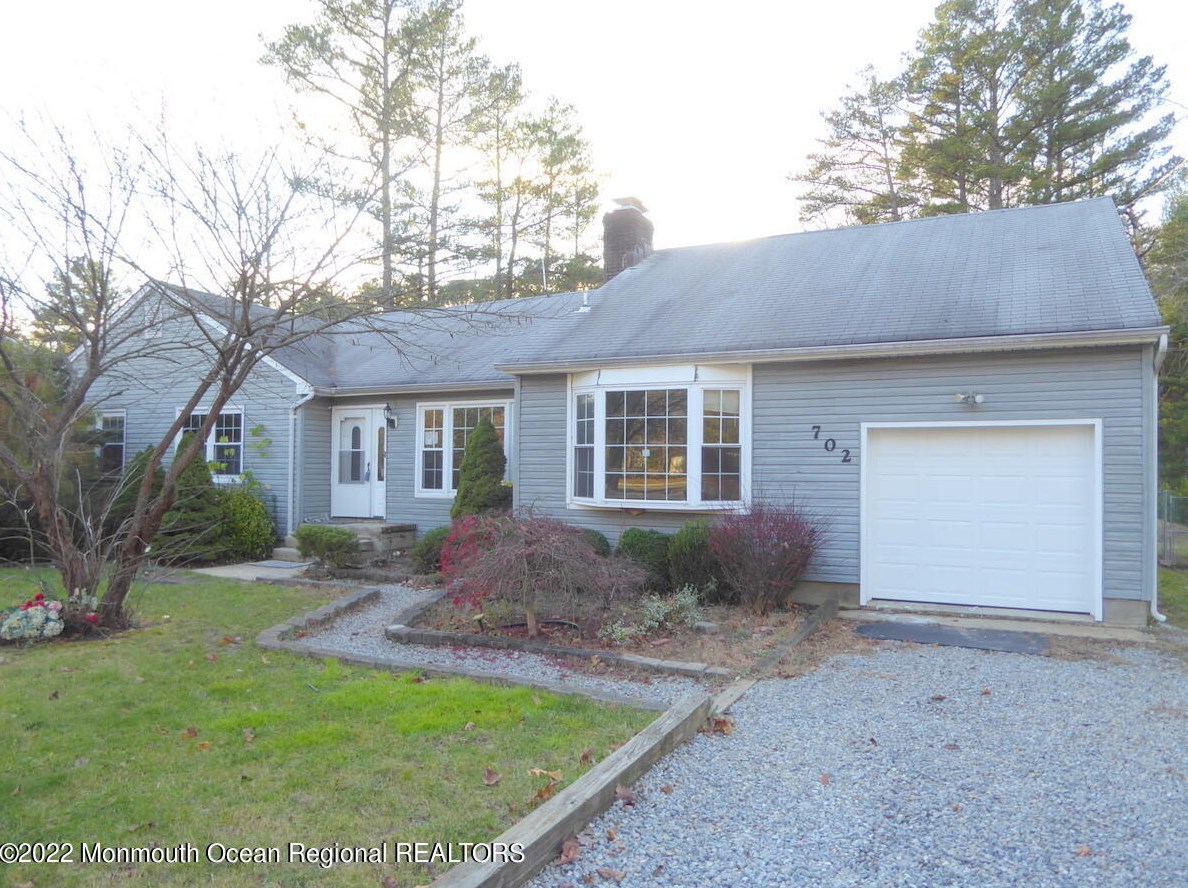 702 Cassville Rd, Jackson Twp, NJ 08527