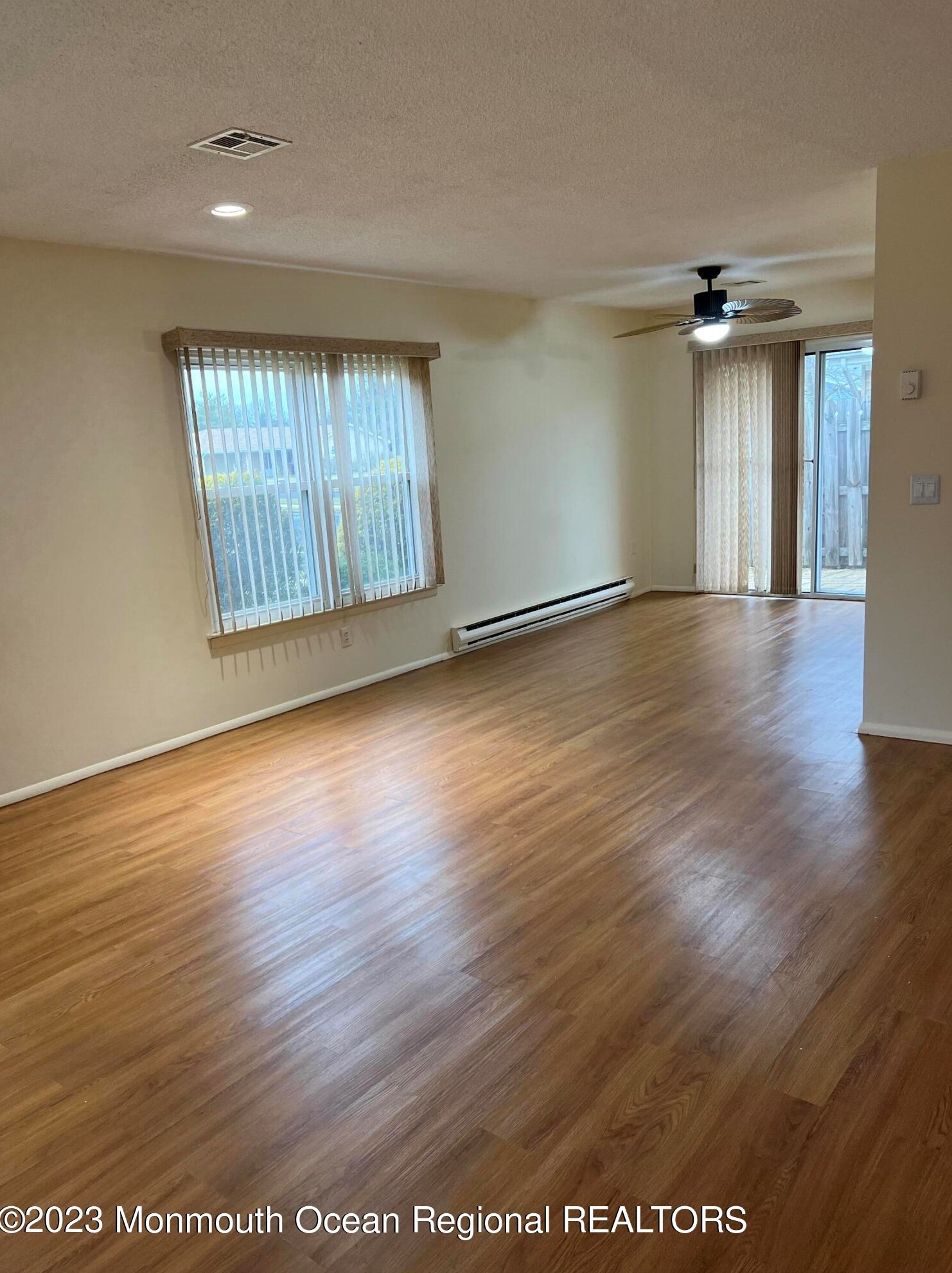 527 Belford Rd, Monroe Twp NJ 08831-7620 exterior