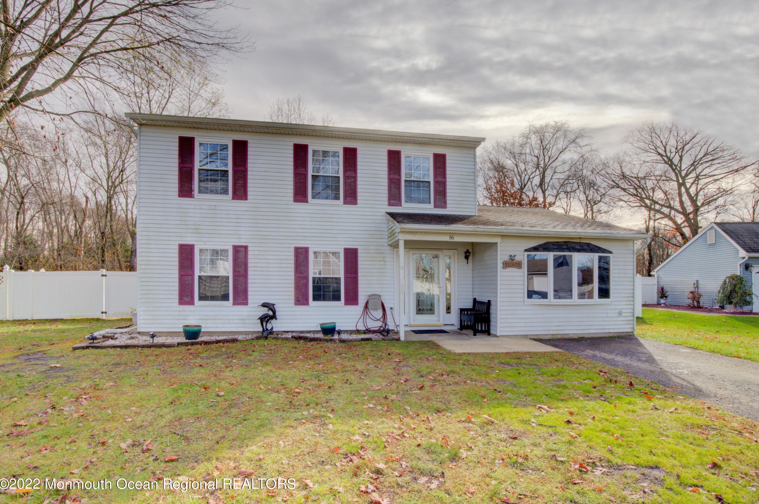 16 Appletree Rd, Wall Township, NJ 07731-2220