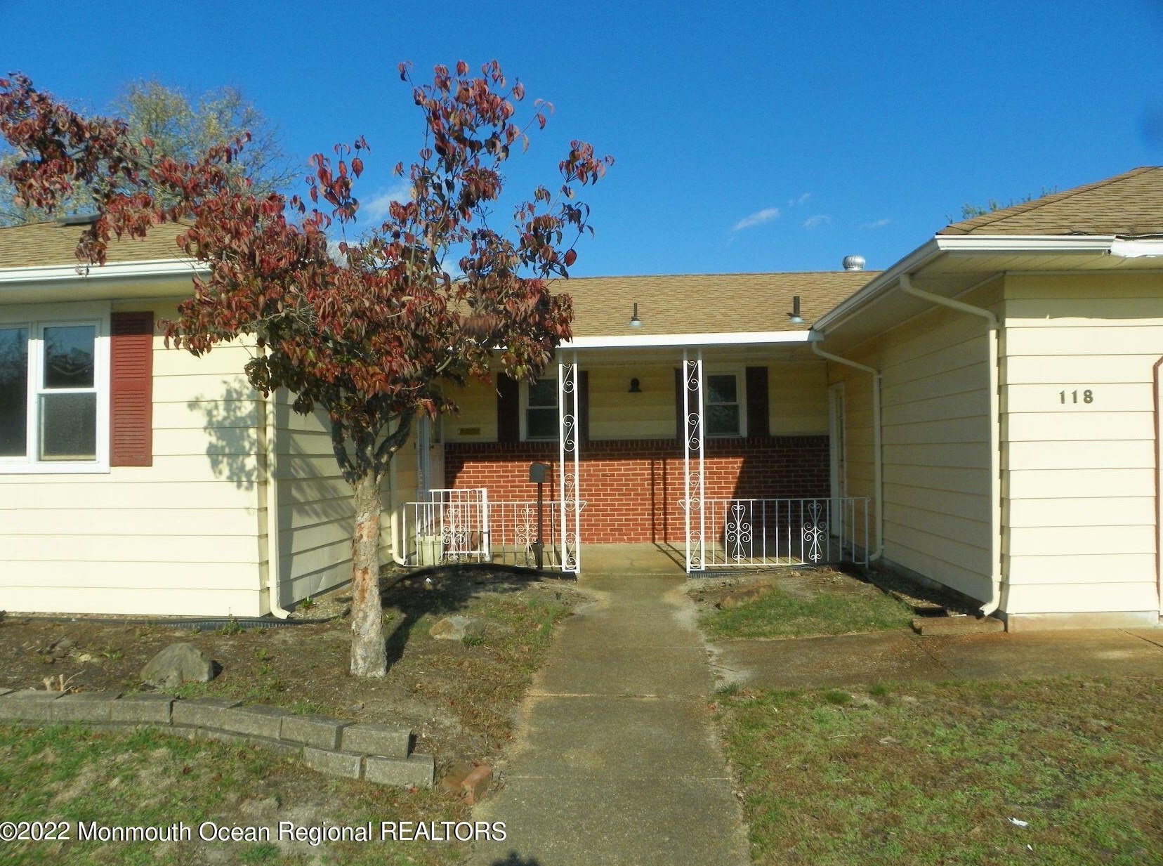 118 Barbados Dr, Toms River, NJ 08757-4005