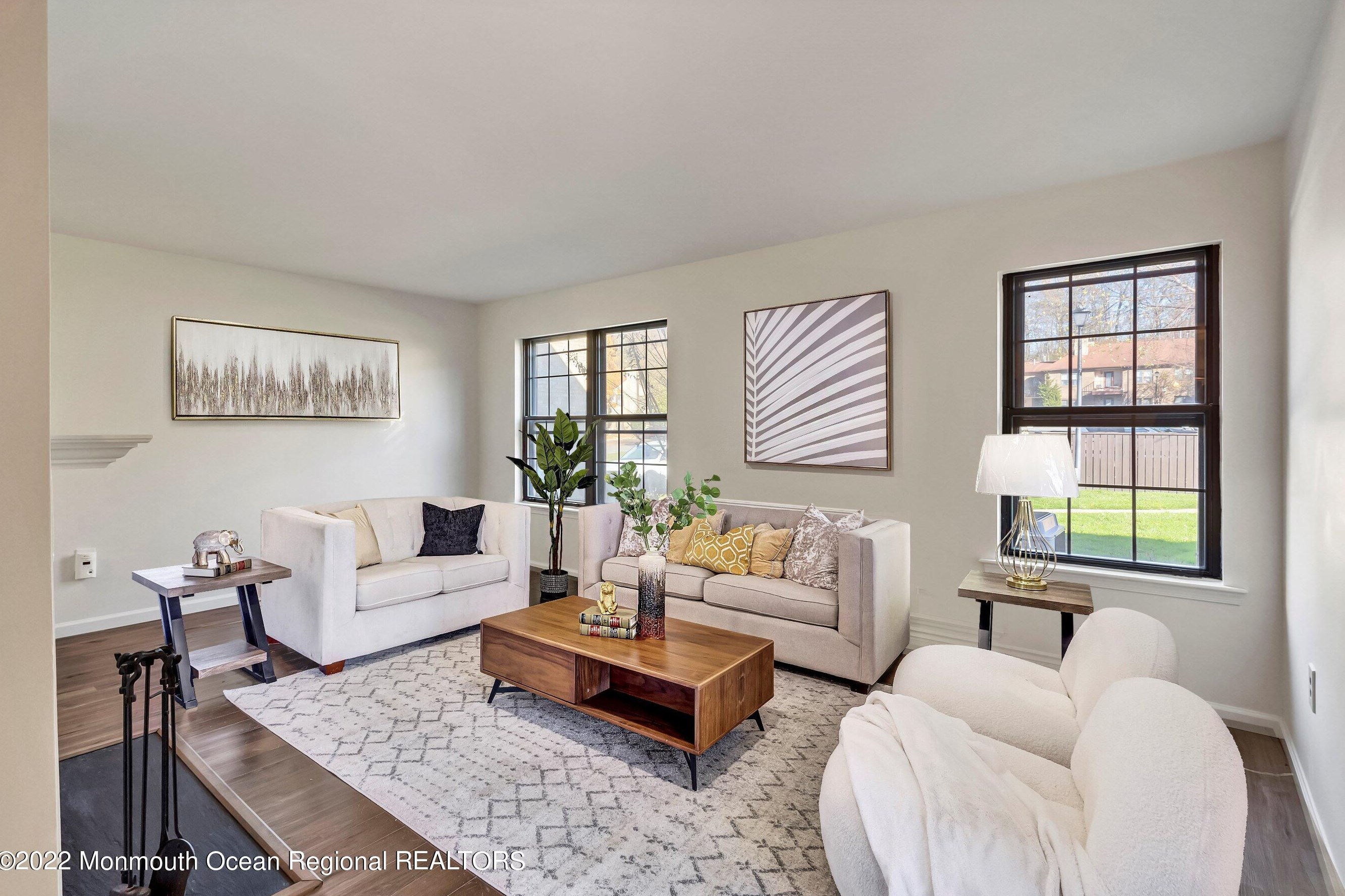 1404 Wellington Pl, Matawan, NJ 07747-1935