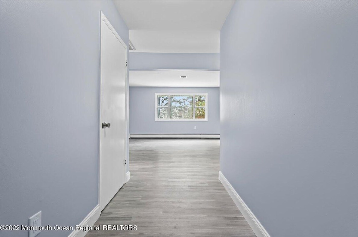 9 Esher Ct, Toms River, NJ 08757-6512
