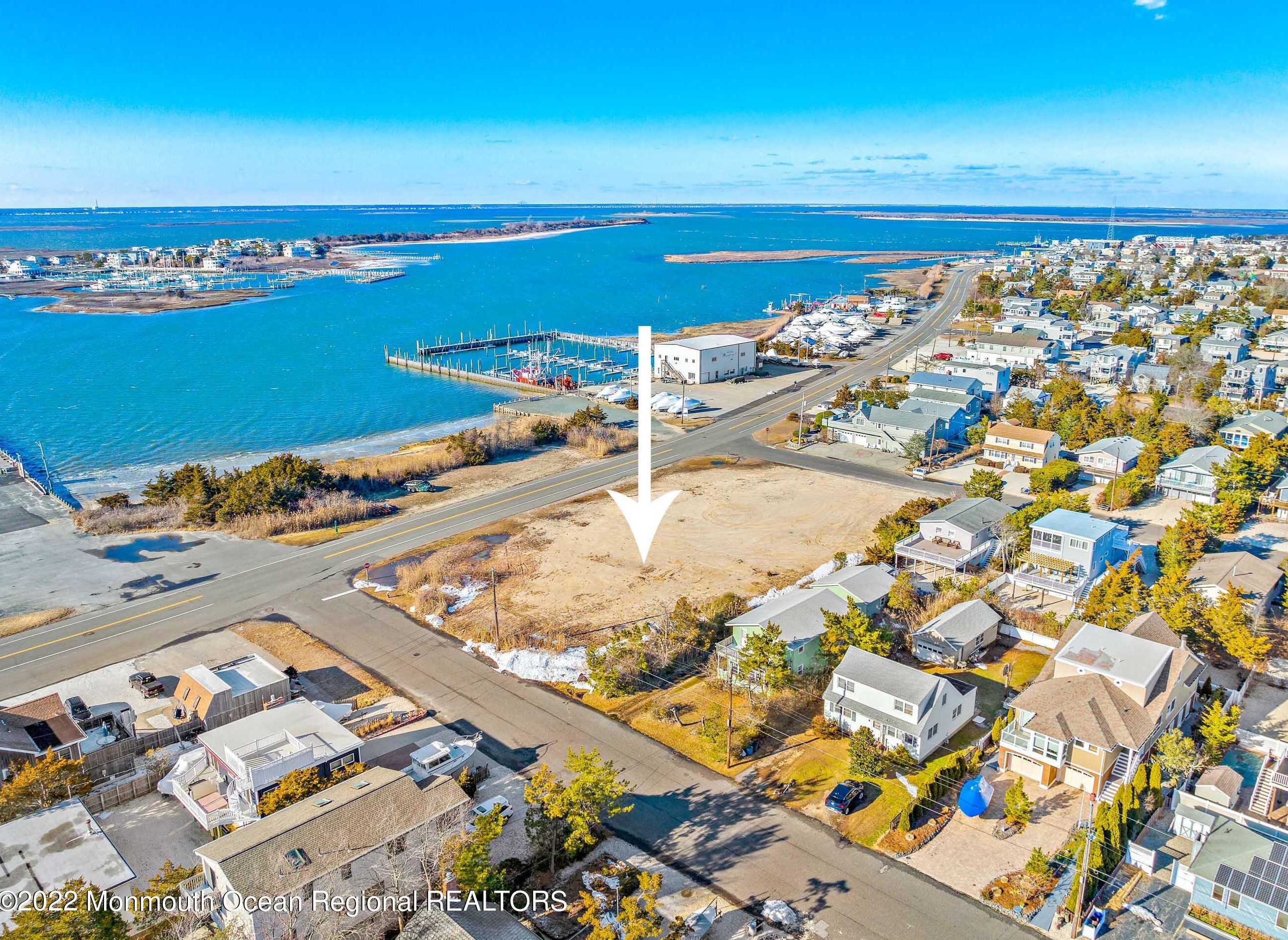 1602 Bayview Ave, Barnegat Light, NJ 08006