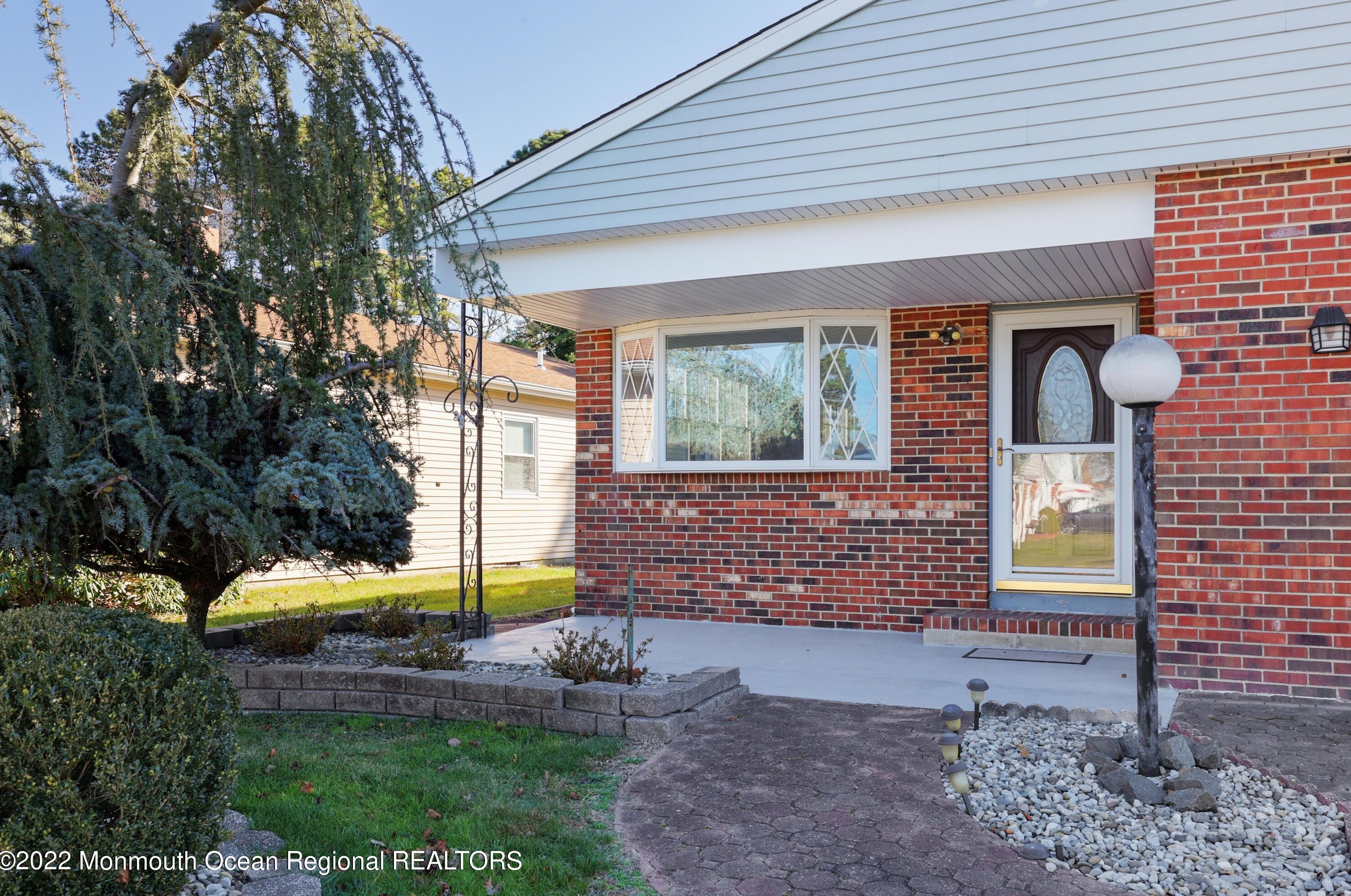 219 Cabrillo Blvd, Toms River, NJ 08757-5928