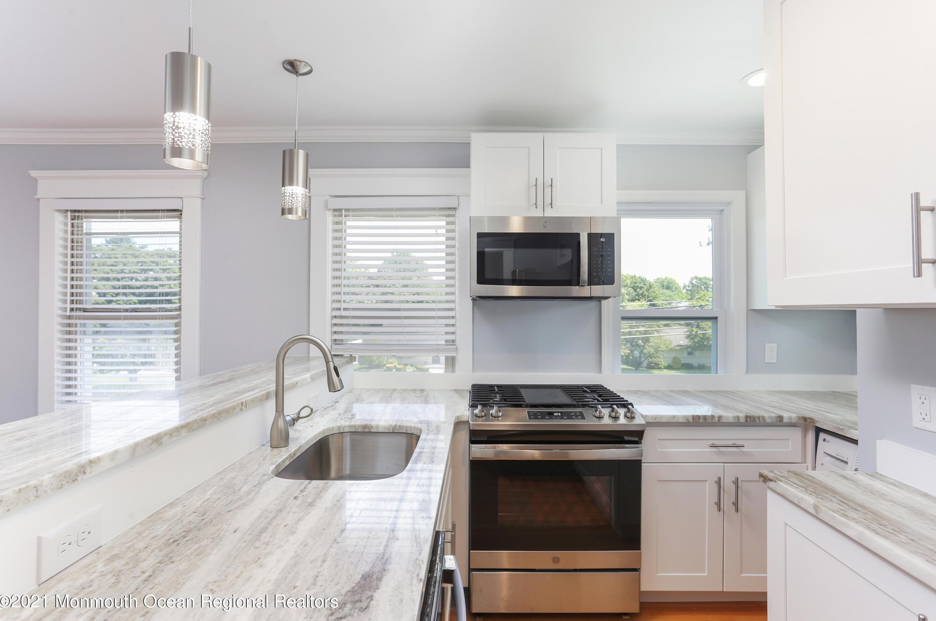89 Locust Ave #unit 2, West Long Branch, NJ 07764