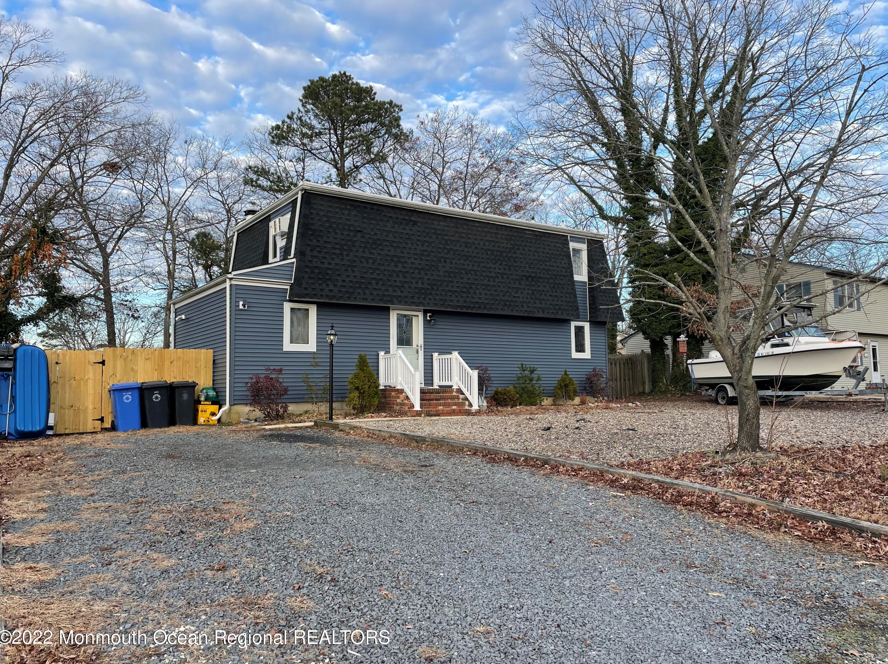 1190 Galley Ave, Cedar Bonnet Island, NJ 08050