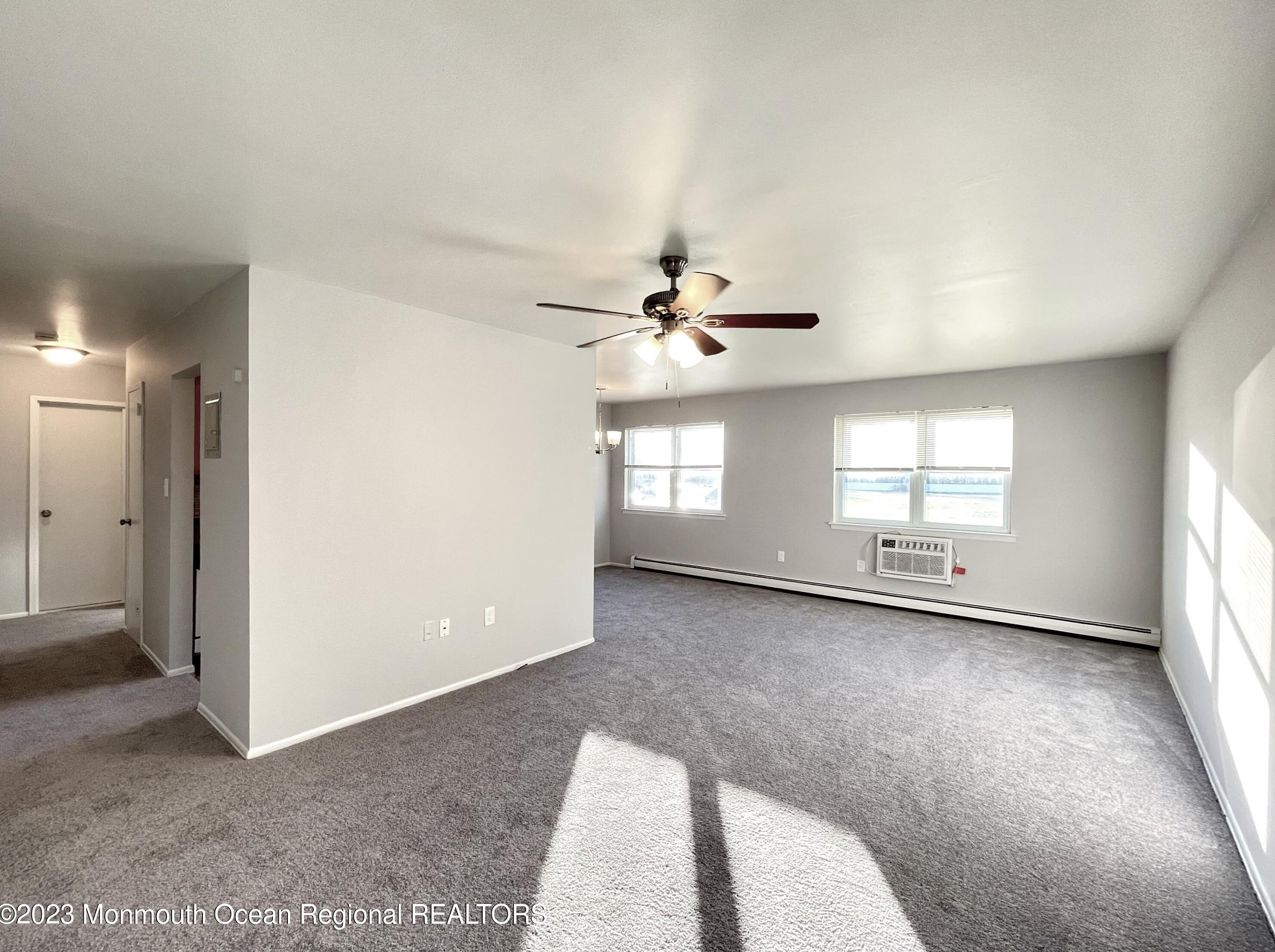 61 Stonehurst Blvd Apt B, East Freehold, NJ