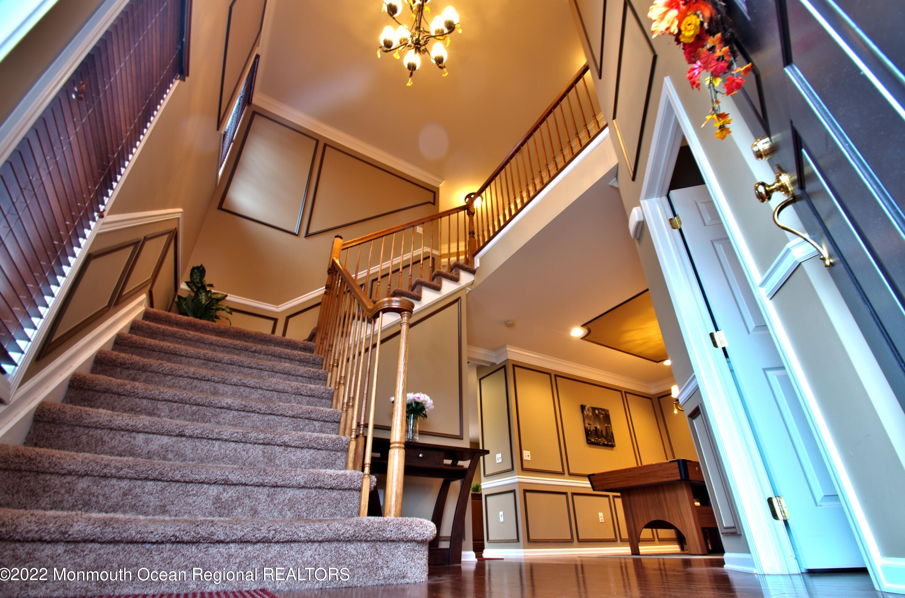 24 Hummingbird Dr, Millstone Township, NJ 07726