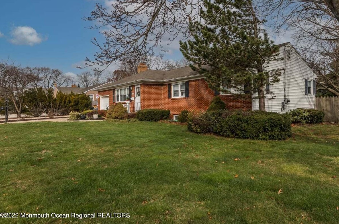919 South St, Point Pleasant Beach, NJ 08742