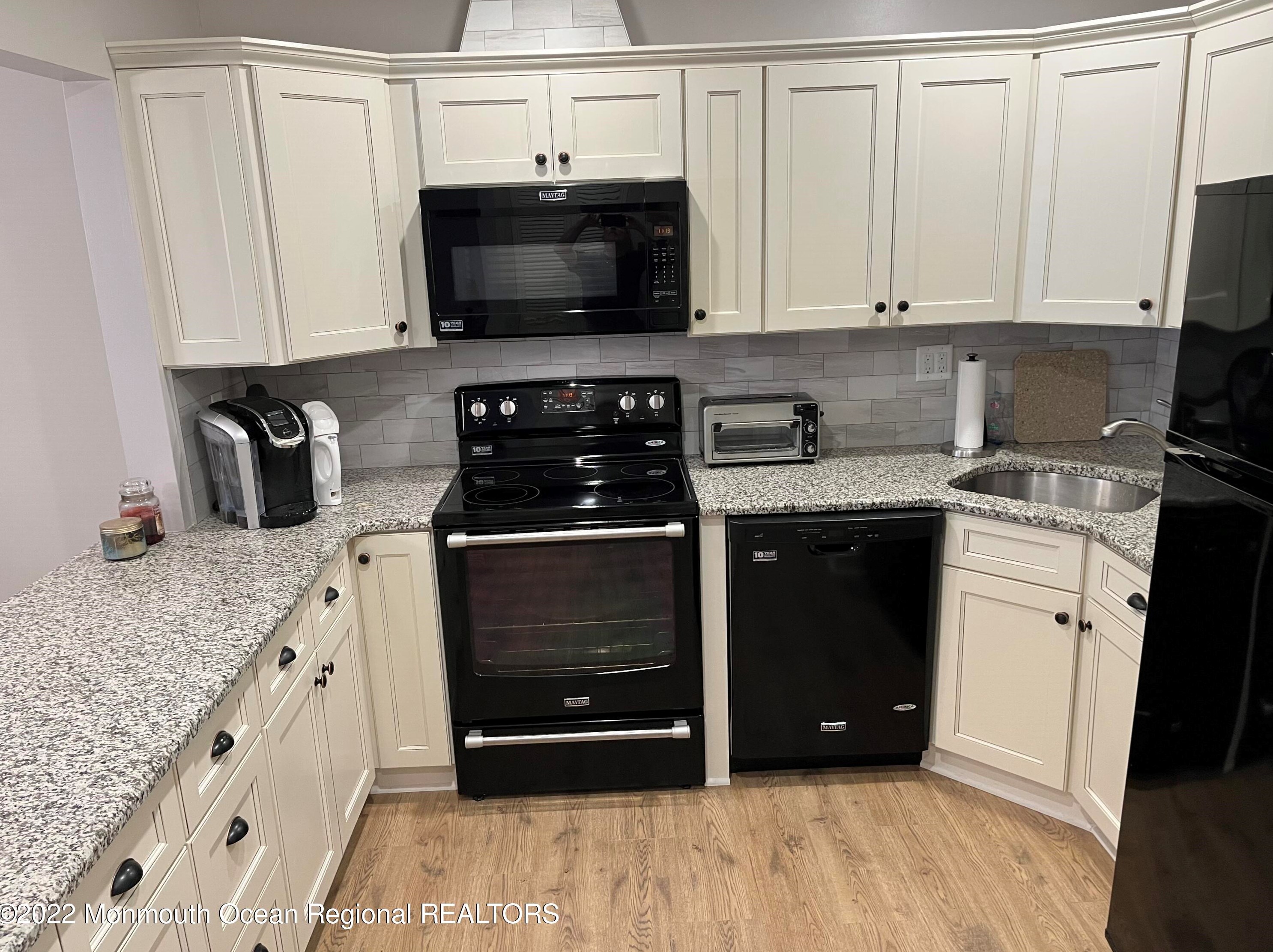 128 Manchester Ct, Tinton Falls, NJ 07701