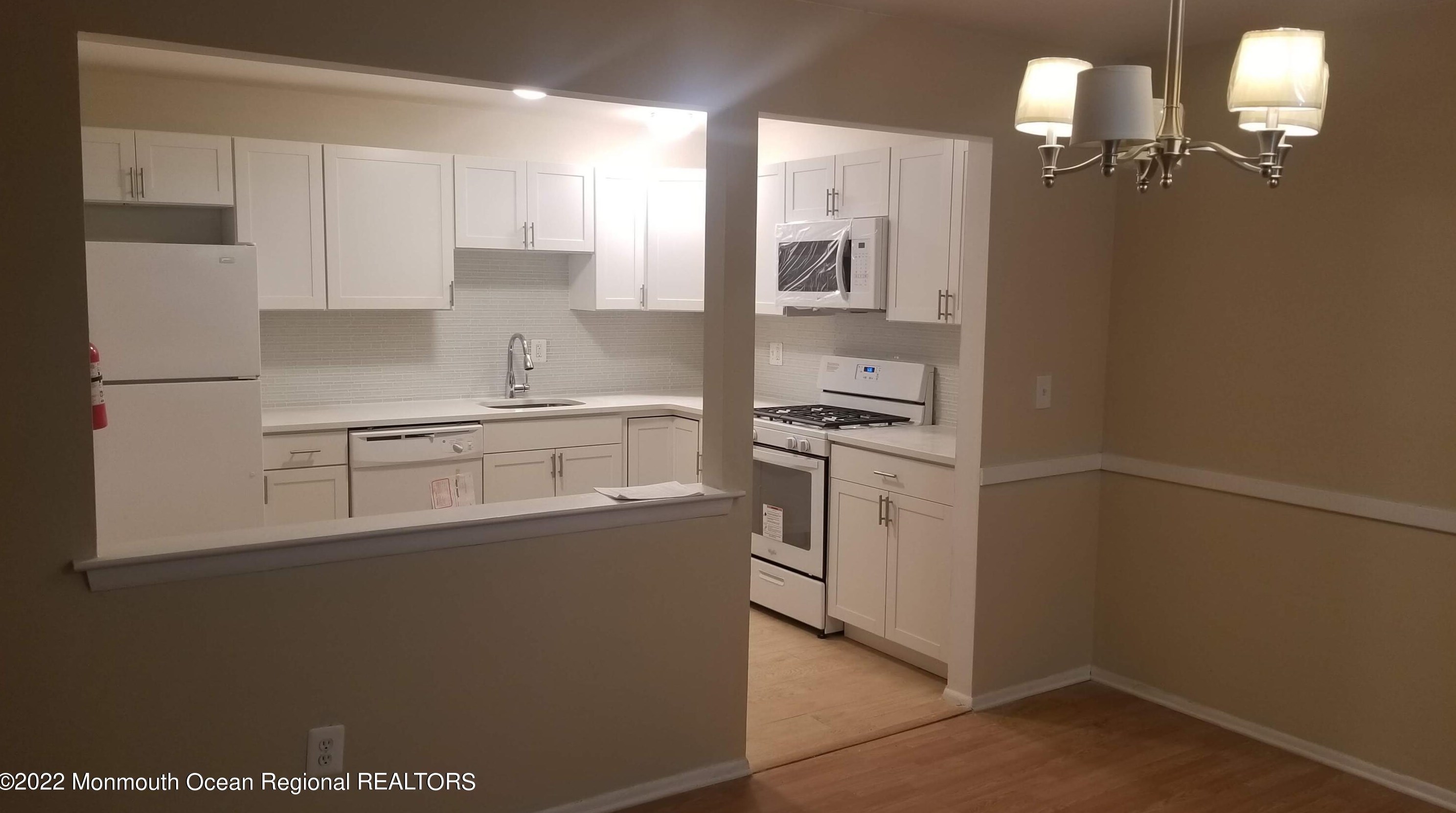 714 Zlotkin Cir #3, East Freehold, NJ 07728