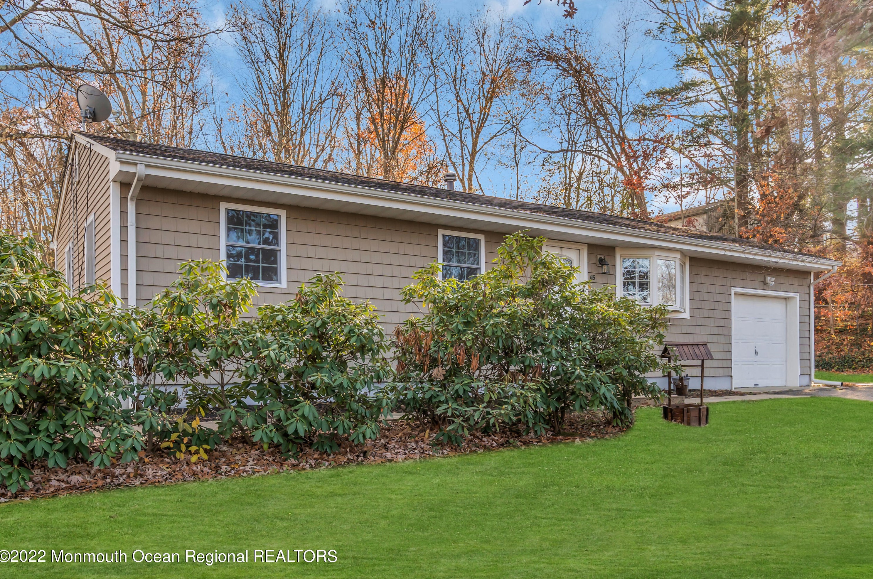 45 Redwood Pl, Jackson Twp, NJ 08527