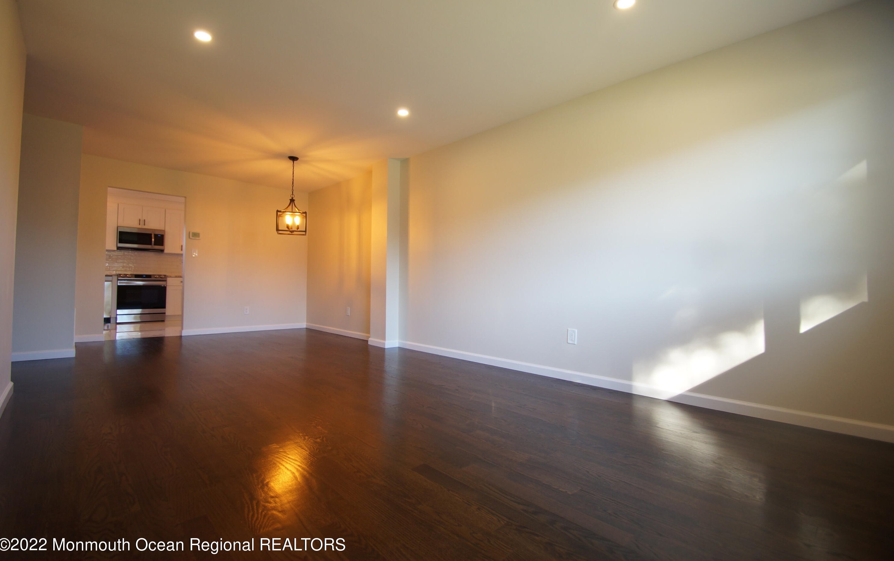 105 Primrose Ln, Bricktown, NJ 08724