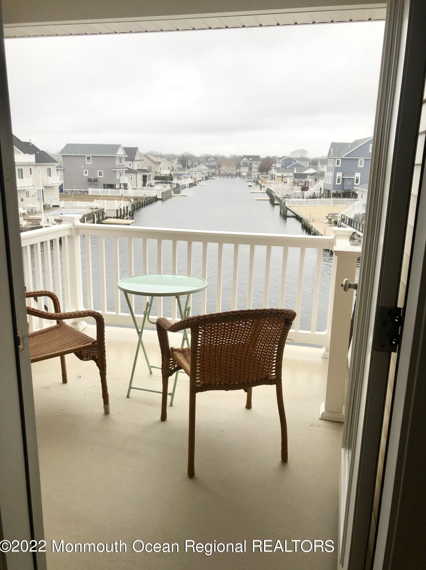 96 Bay Shore Dr, Toms River NJ  08753-6259 exterior