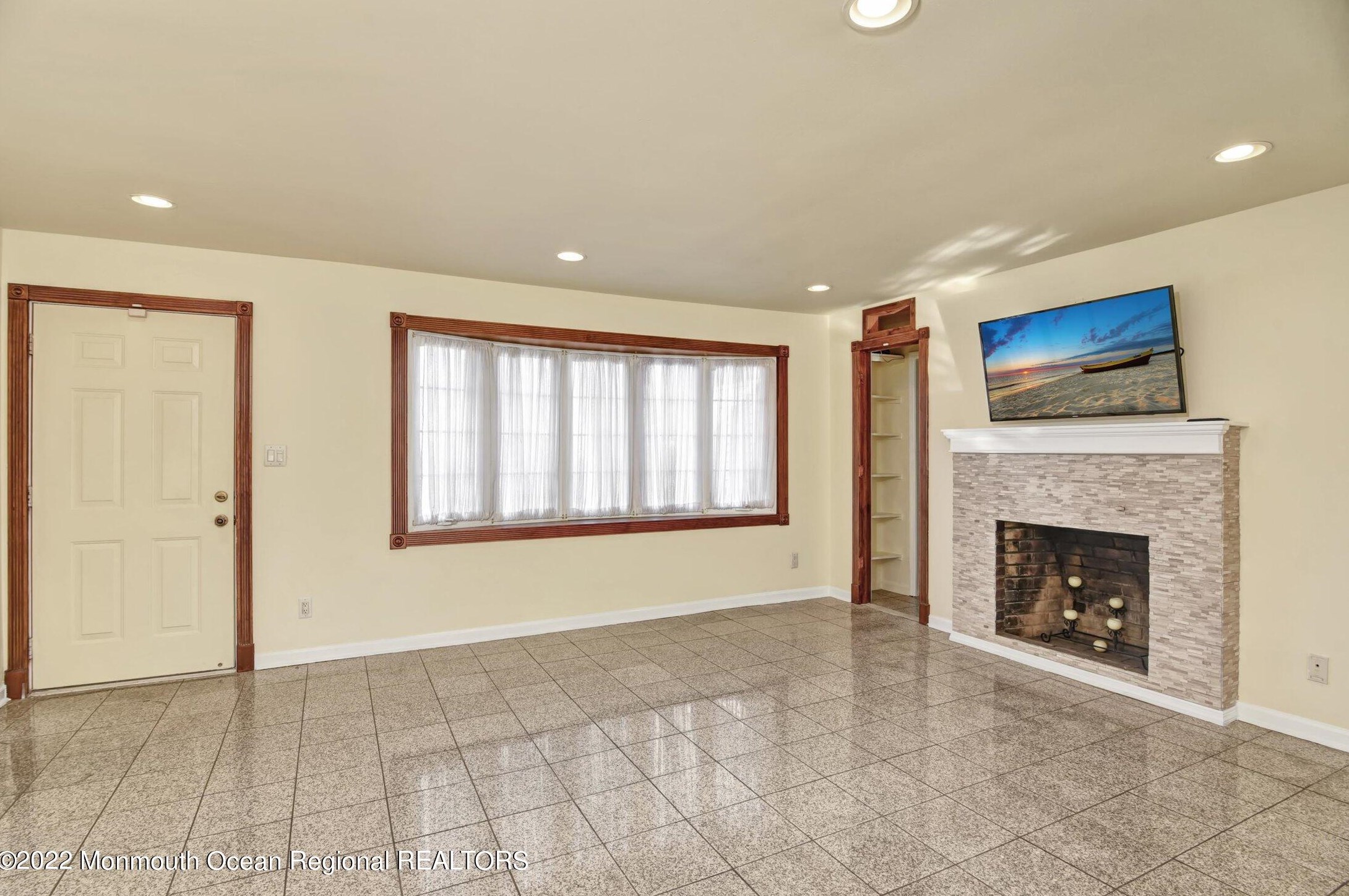 11 Taylor Rd, Matawan, NJ 07747