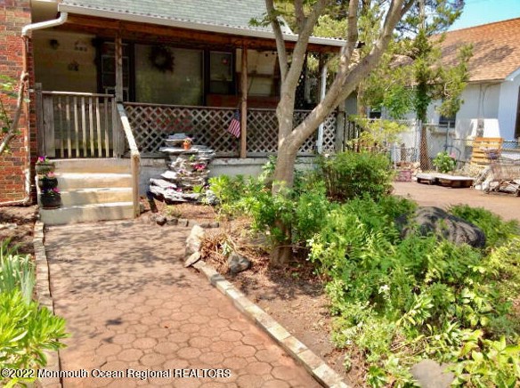 104 George Rd, Toms River, NJ 08753-7212