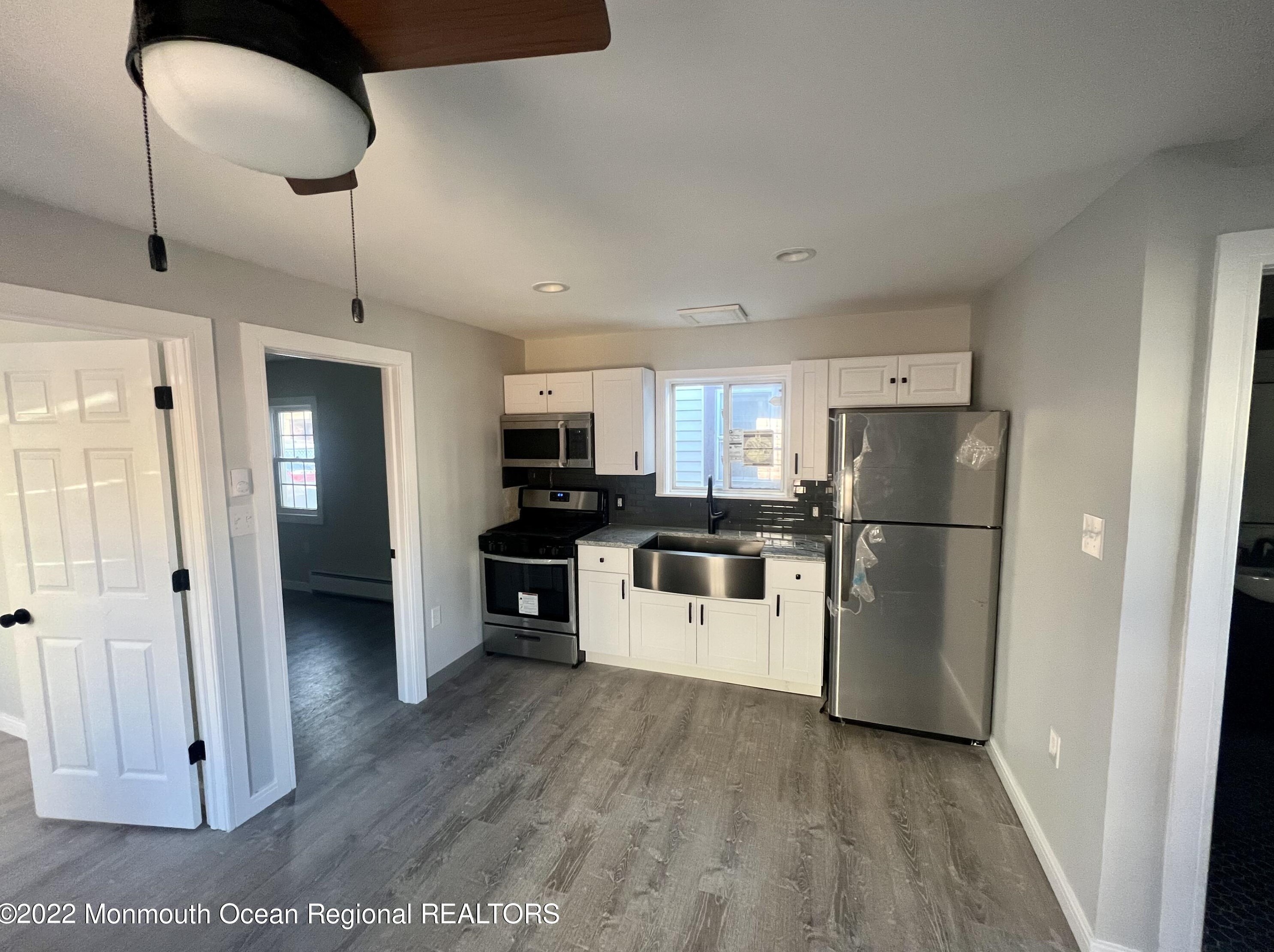 41 Franklin Ave, Pelican Island, NJ 08751