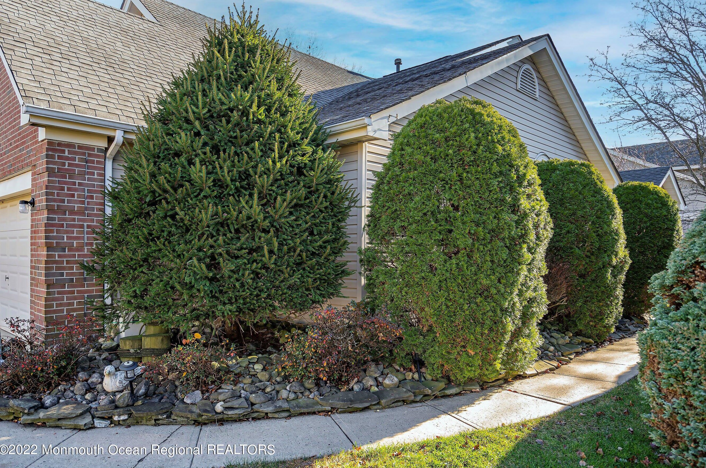 99 Sandpiper Dr, Berkeley Township, NJ 08721