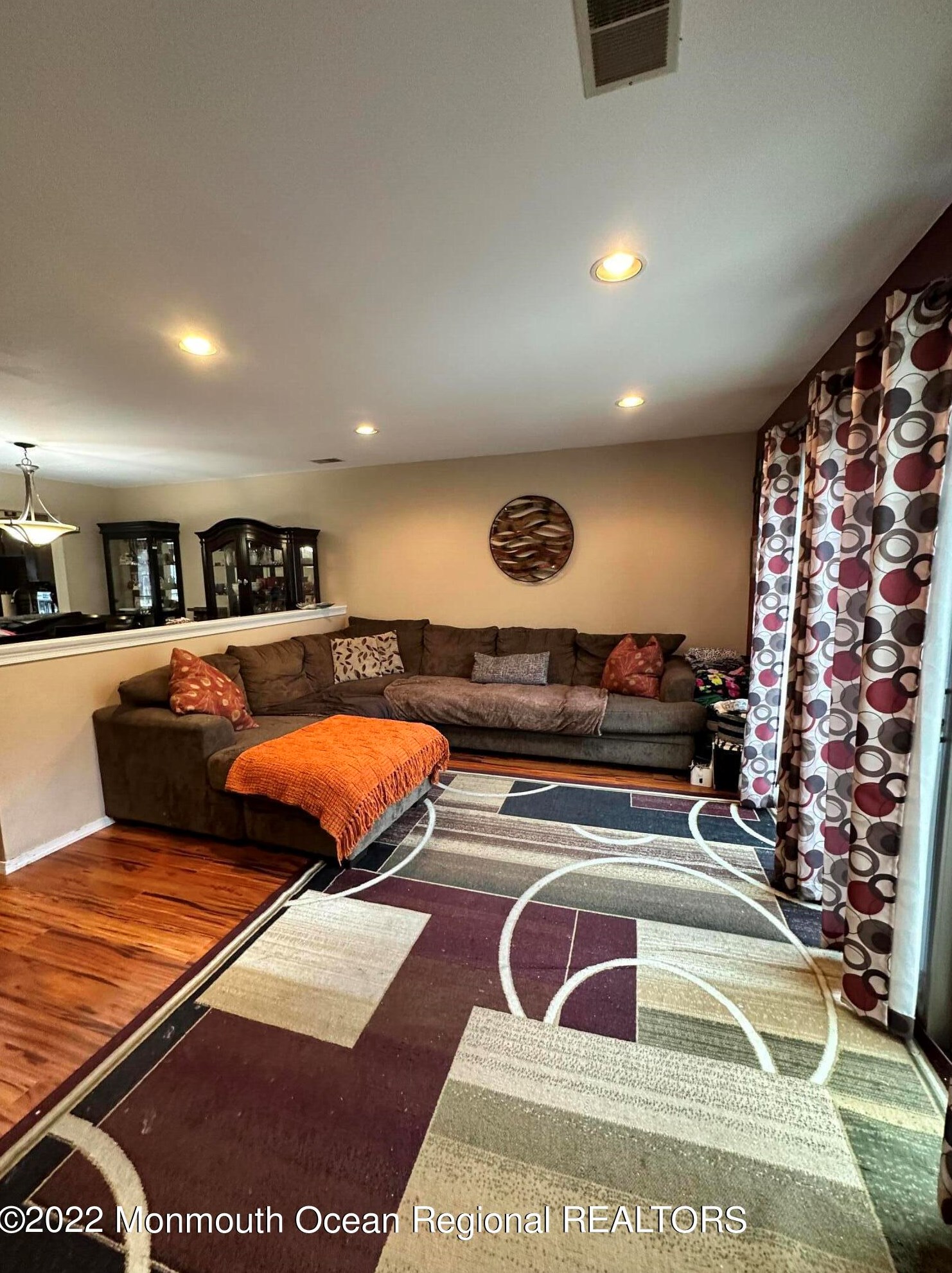 10 Victoria Ct #7, East Freehold, NJ 07728