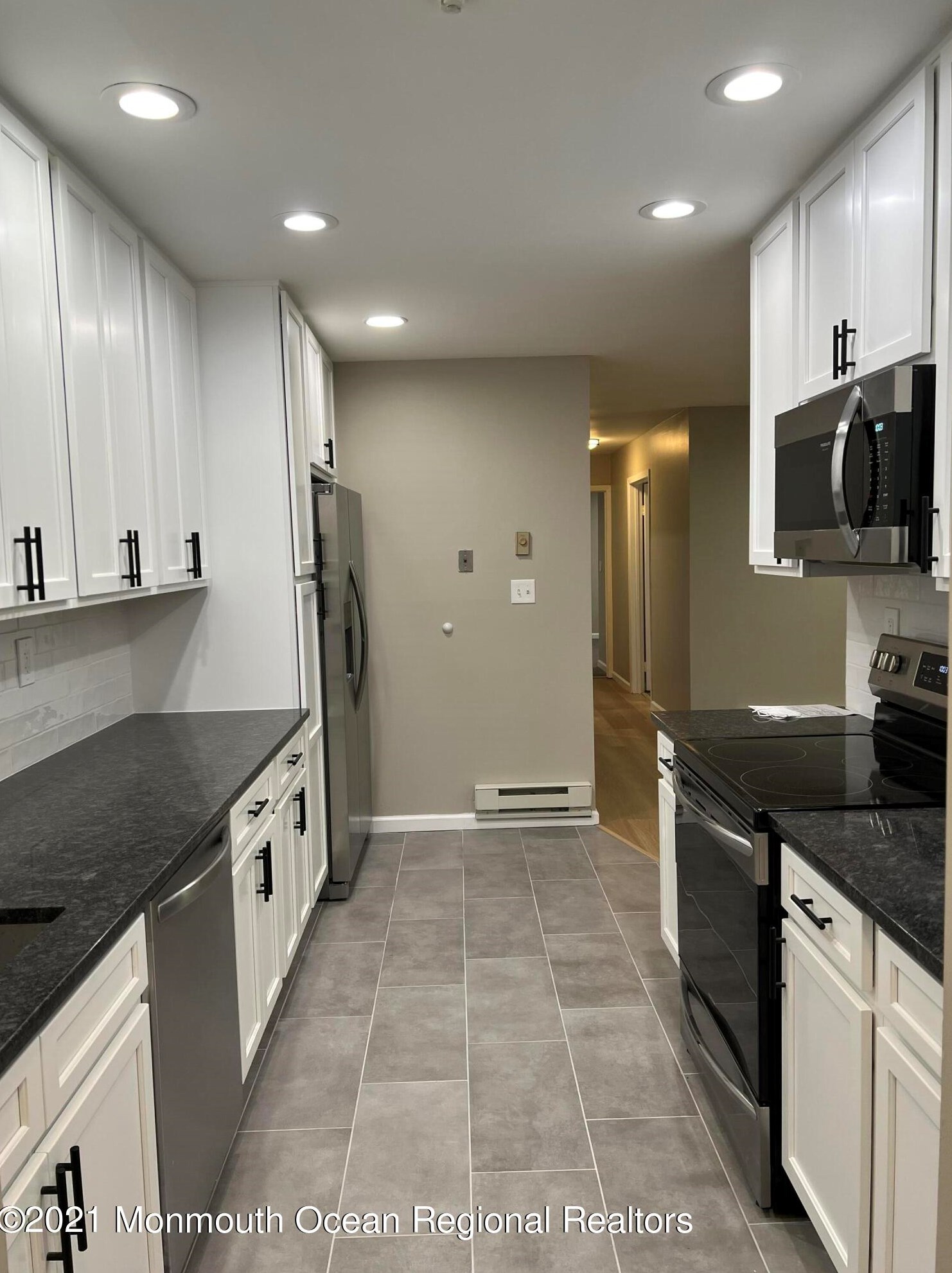 63 Overlook Way Unit G, Millstone Township, NJ