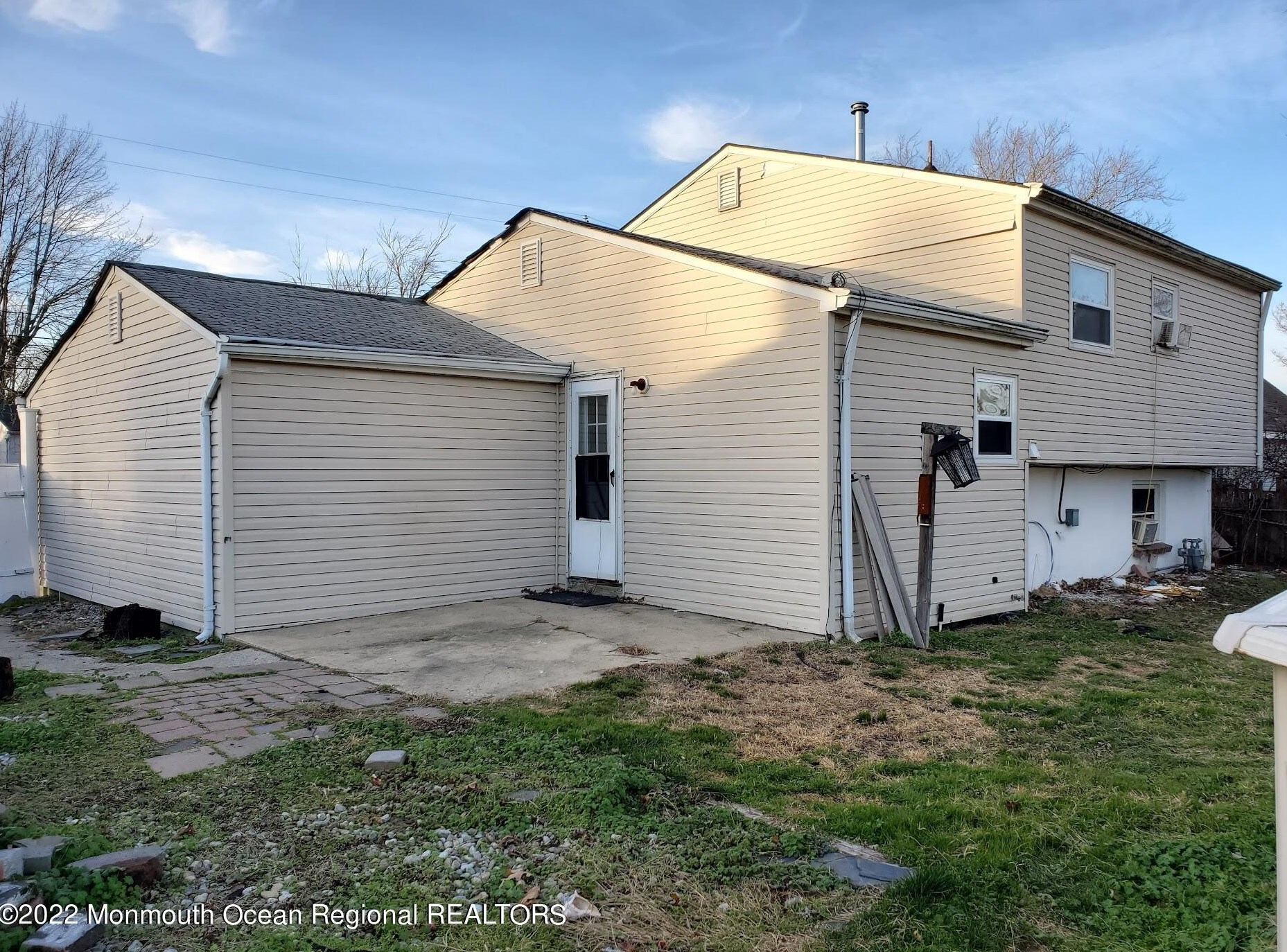 979 Hunt Dr, Toms River, NJ 08753-3973