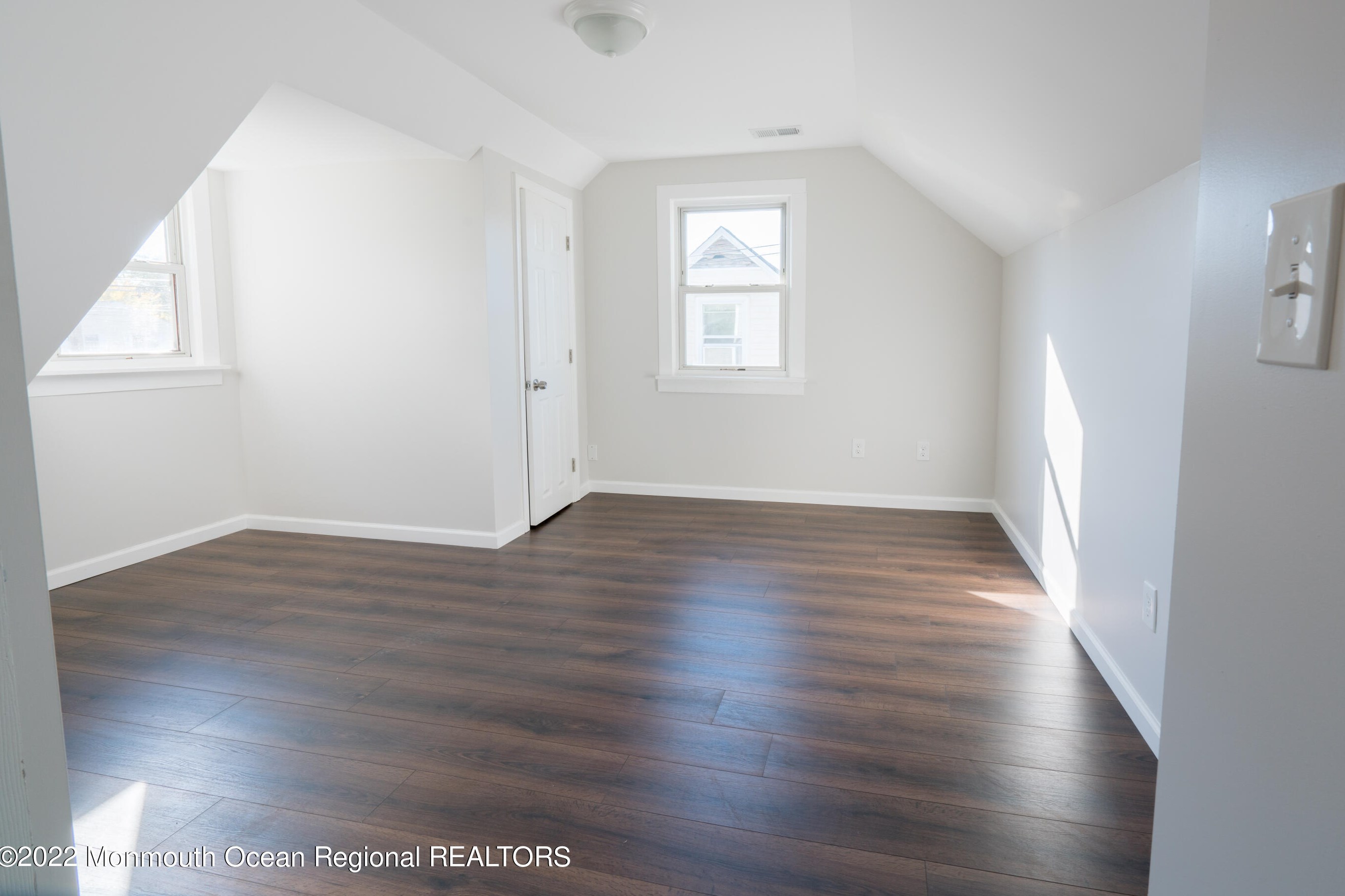 509 Main St, Millstone NJ  08876-3113 exterior