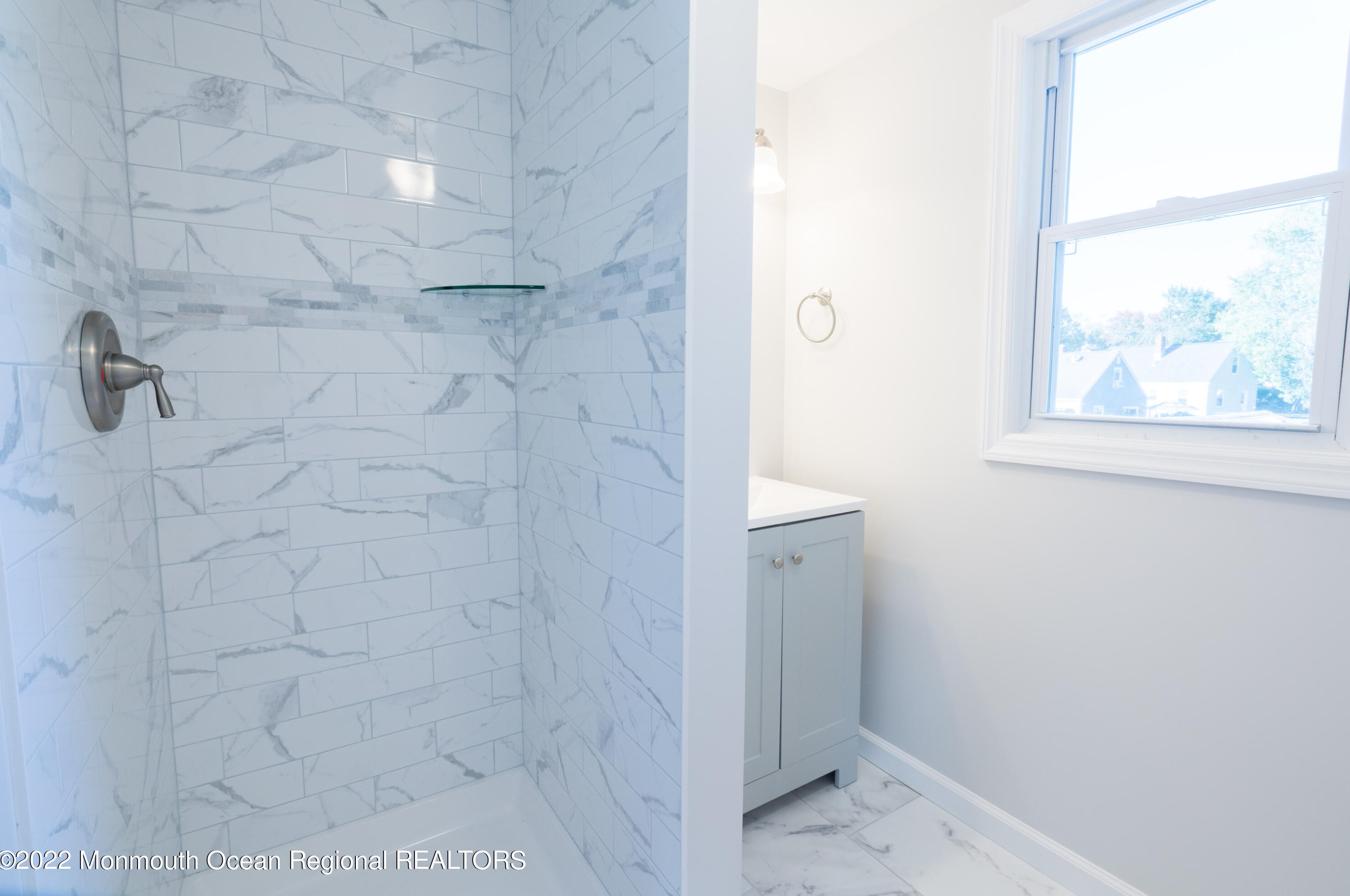 509 Main St, Millstone NJ  08876-3113 exterior