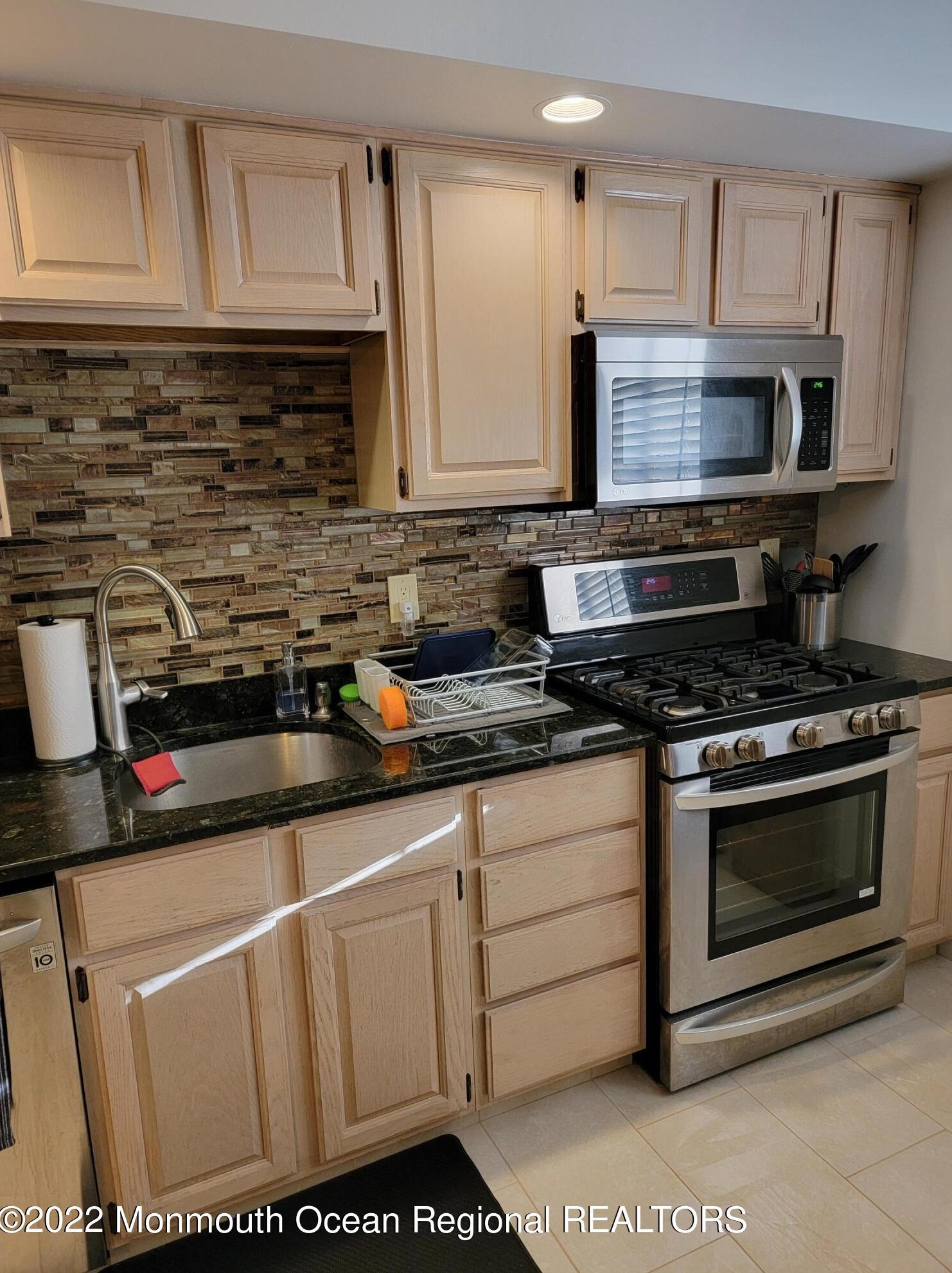 2208 Alpine Trl, Wall Township, NJ 07753-4469