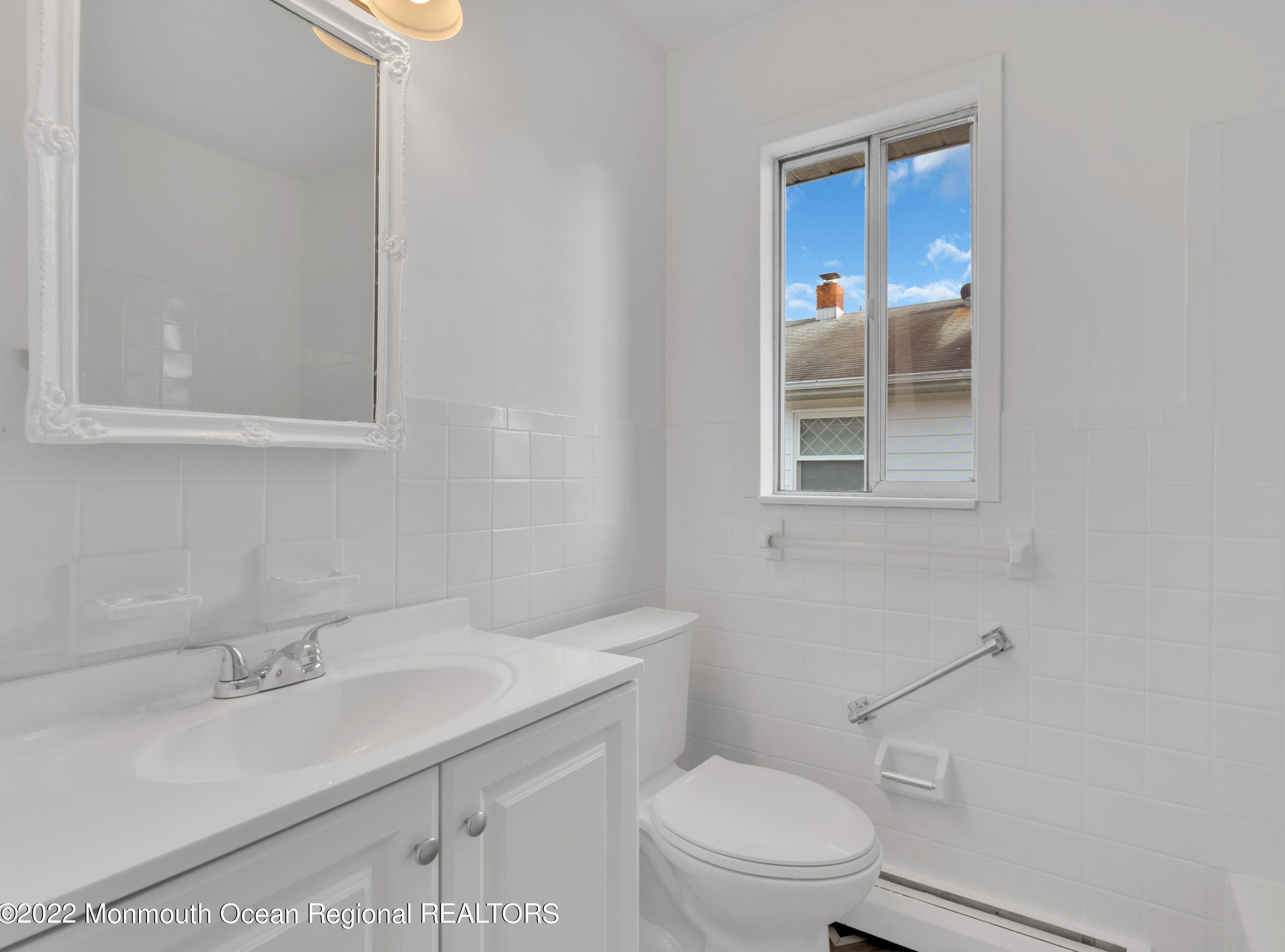 31 Frederiksted St, Toms River NJ  08757-4633 exterior