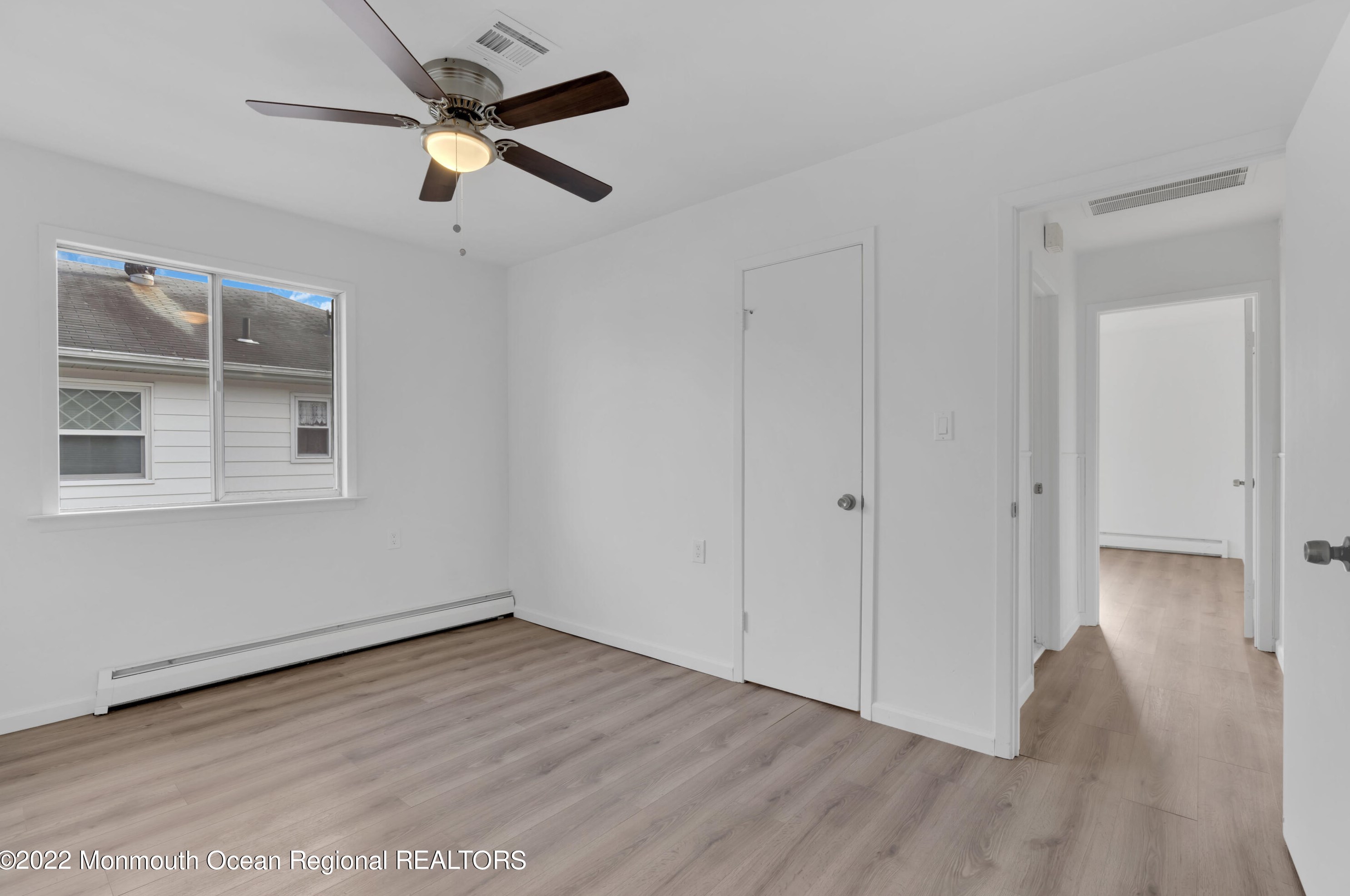 31 Frederiksted St, Toms River NJ  08757-4633 exterior